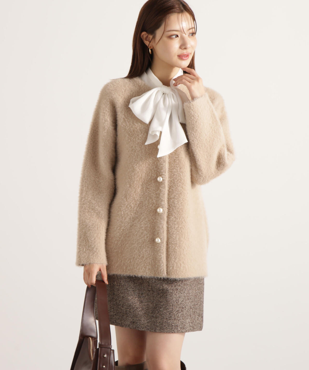 【青島心さん着用】フェザージャコット【アイボリー：WEB限定】