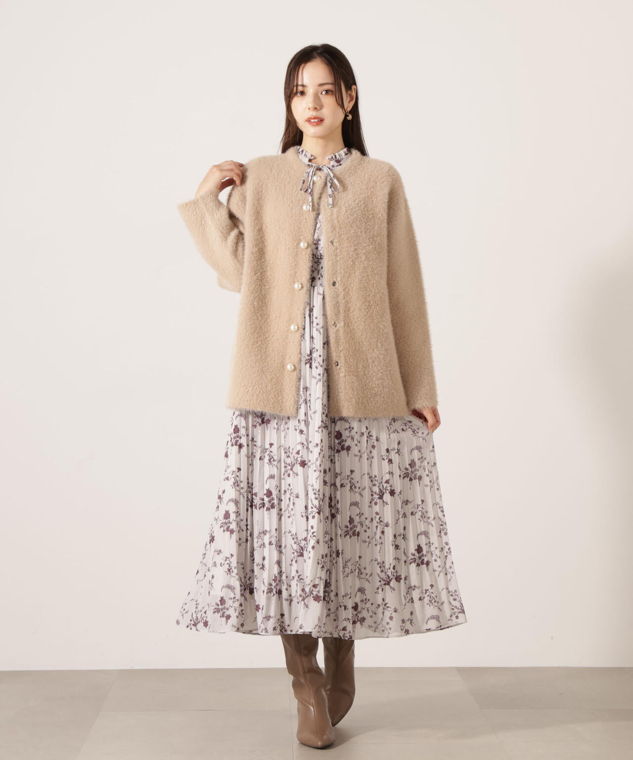 【青島心さん着用】フェザージャコット【アイボリー：WEB限定】