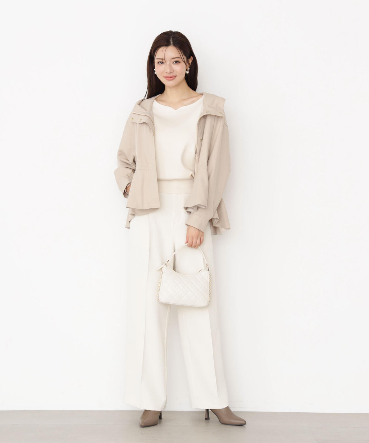 【松川星さん着用】フード付きマウンテンパーカー