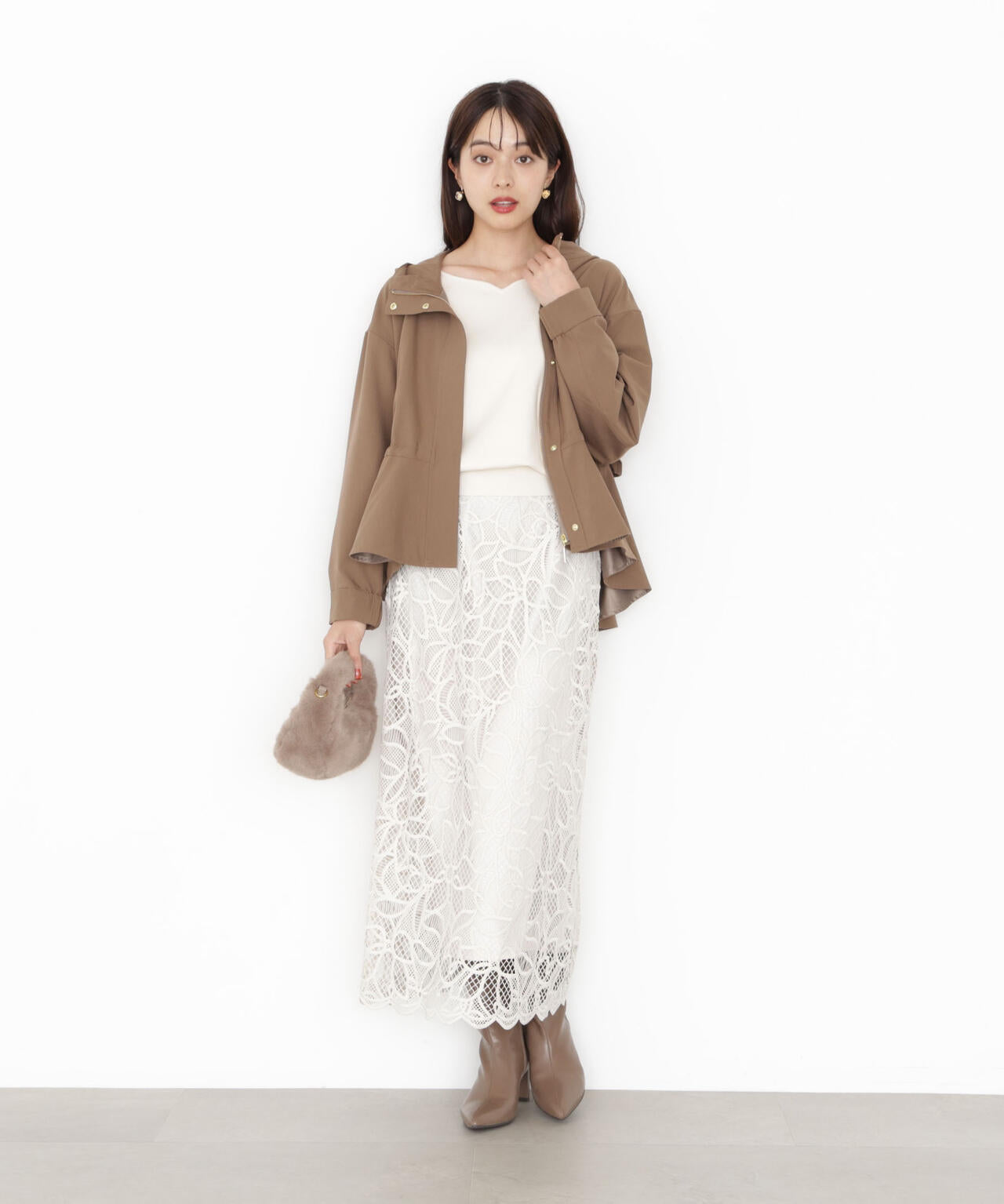 【松川星さん着用】フード付きマウンテンパーカー