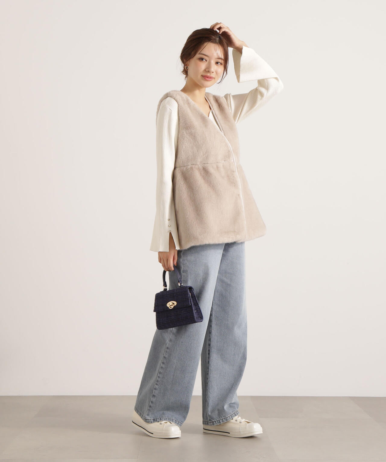 フェイクファーペプラムジレ