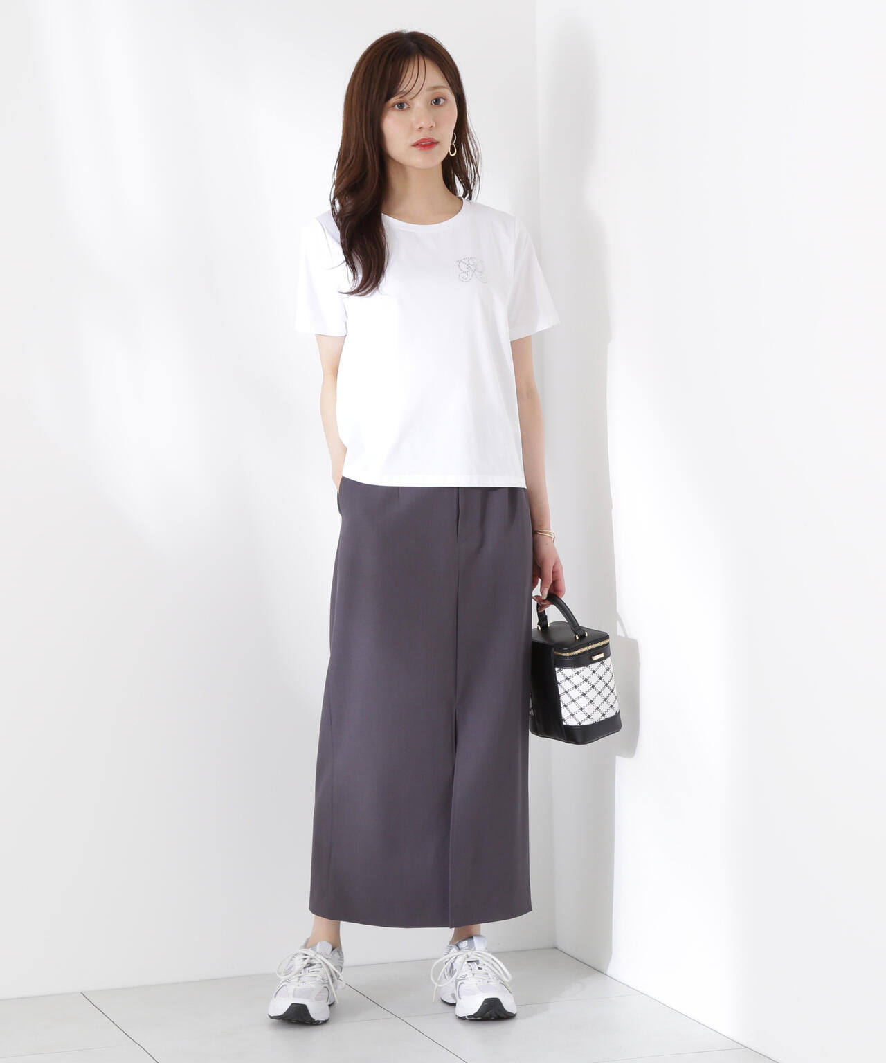 4ee753a1-9ba9-5c8b-9df9-bfd8e228570d_Image