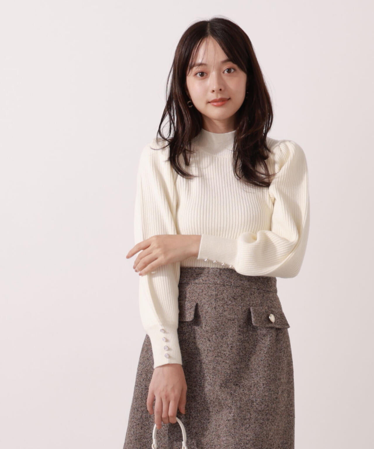 ＜ハンドウォッシャブル＞ハイネックボリュームスリーブニット