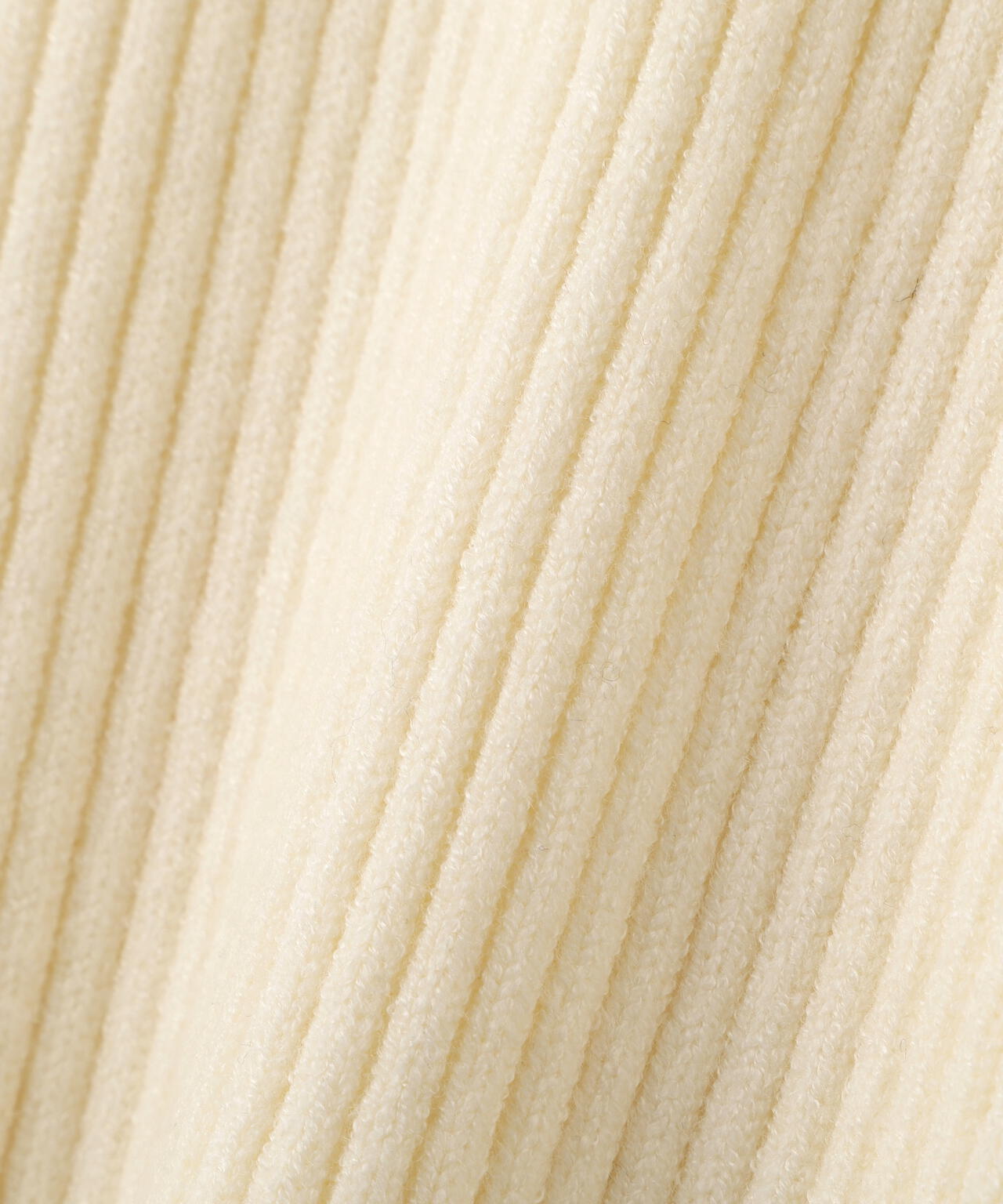 ＜ハンドウォッシャブル＞ハイネックボリュームスリーブニット