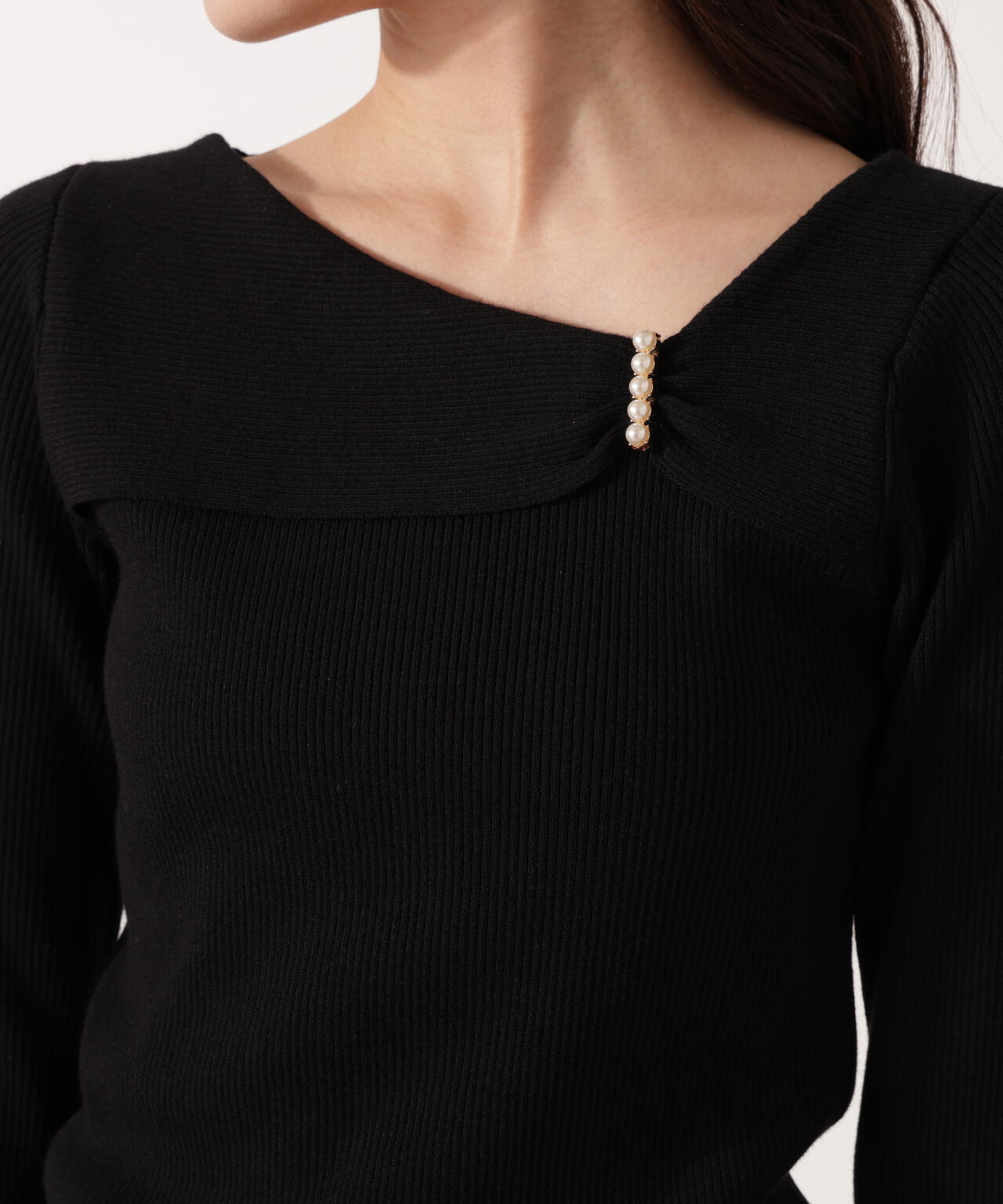 アシメパールデザインニット