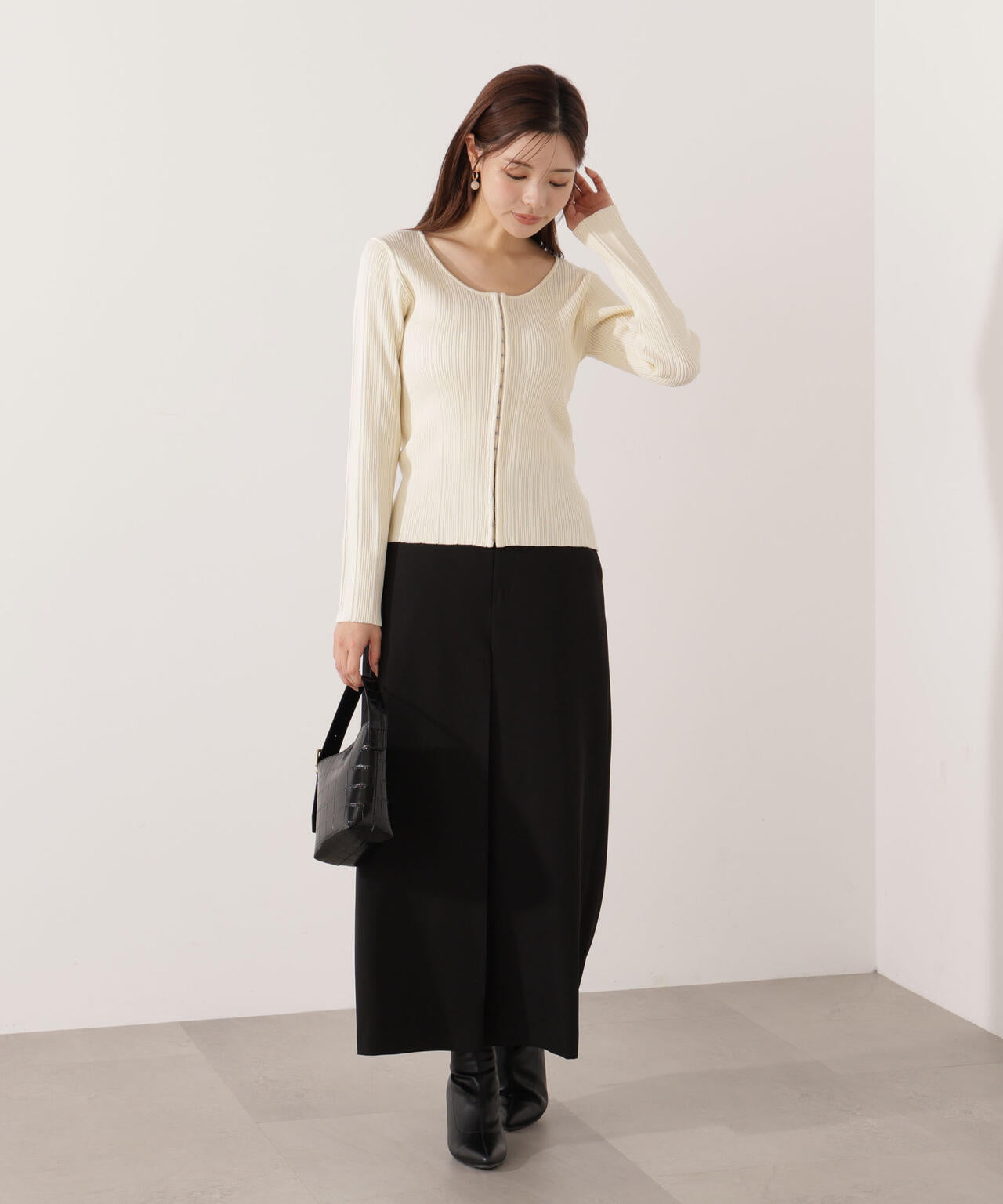 ウォッシャブル＞フロントホックニット | PROPORTION BODY DRESSING