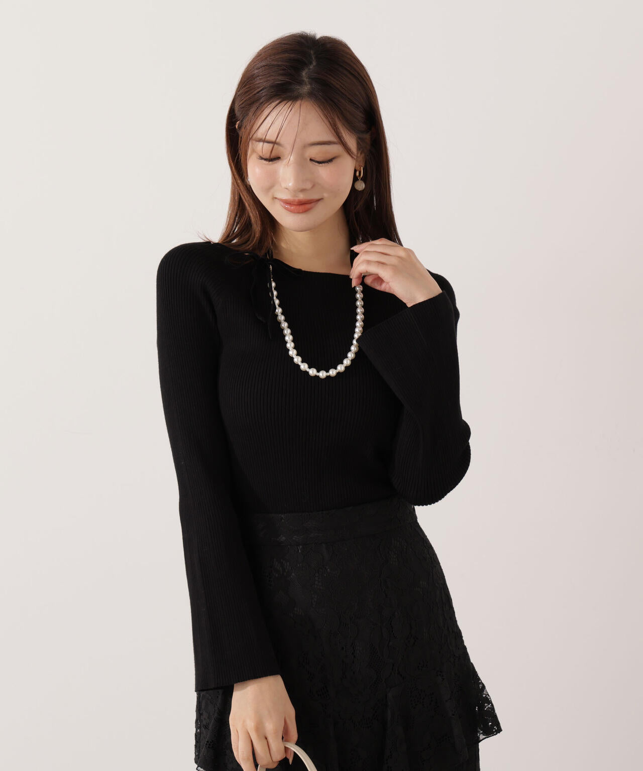 ウォッシャブル＞フレアスリーブオフショルニット | PROPORTION BODY