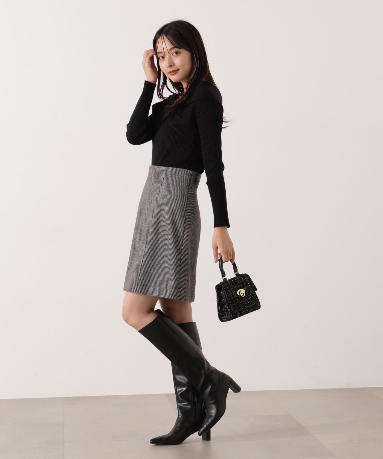 リボンオフショルリブニット