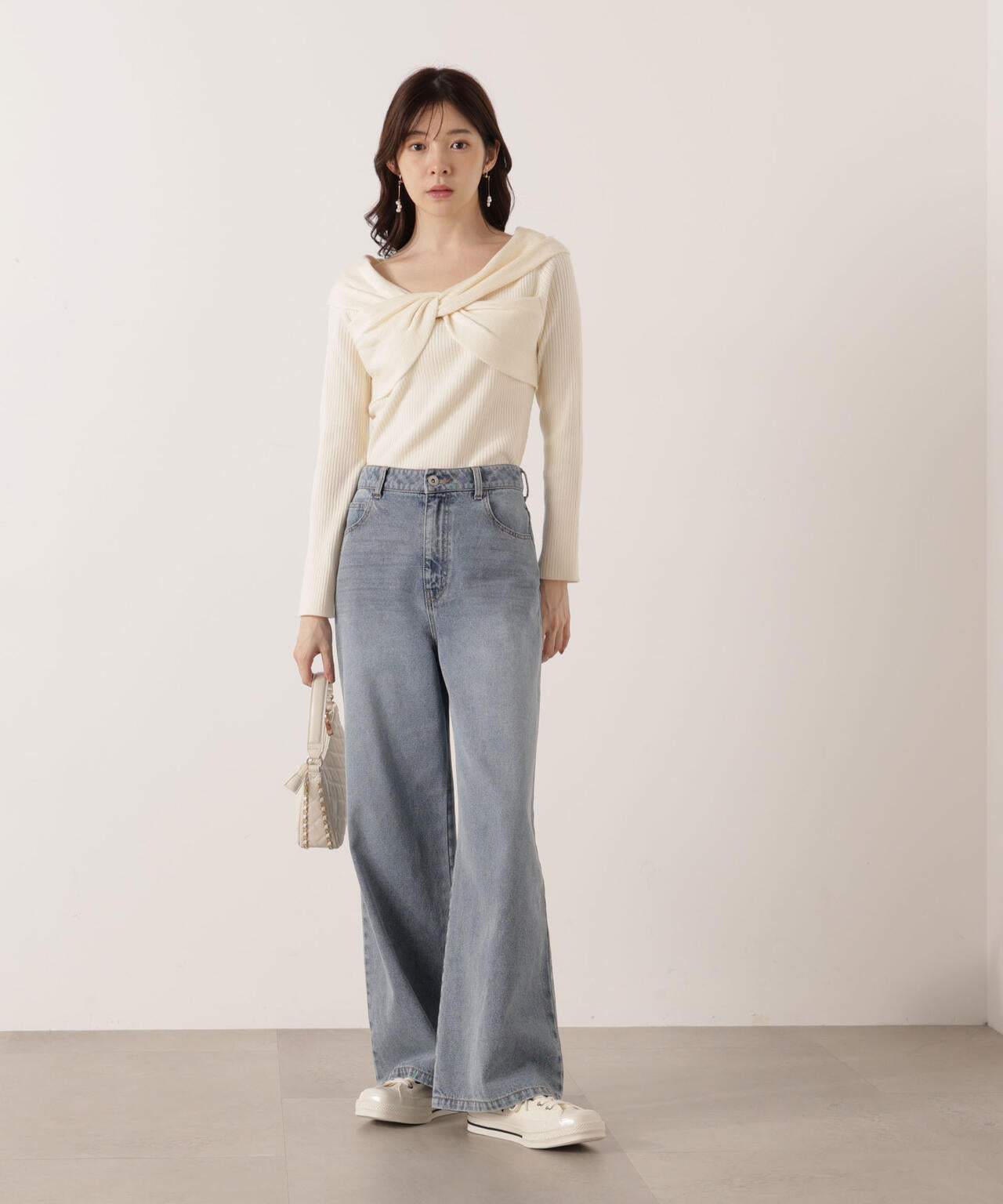 リボンオフショルリブニット