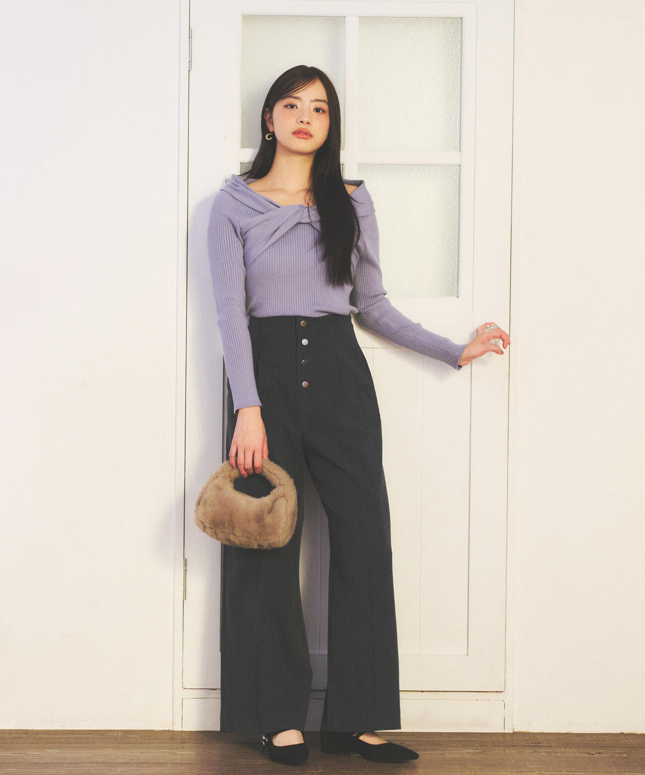 リボンオフショルリブニット