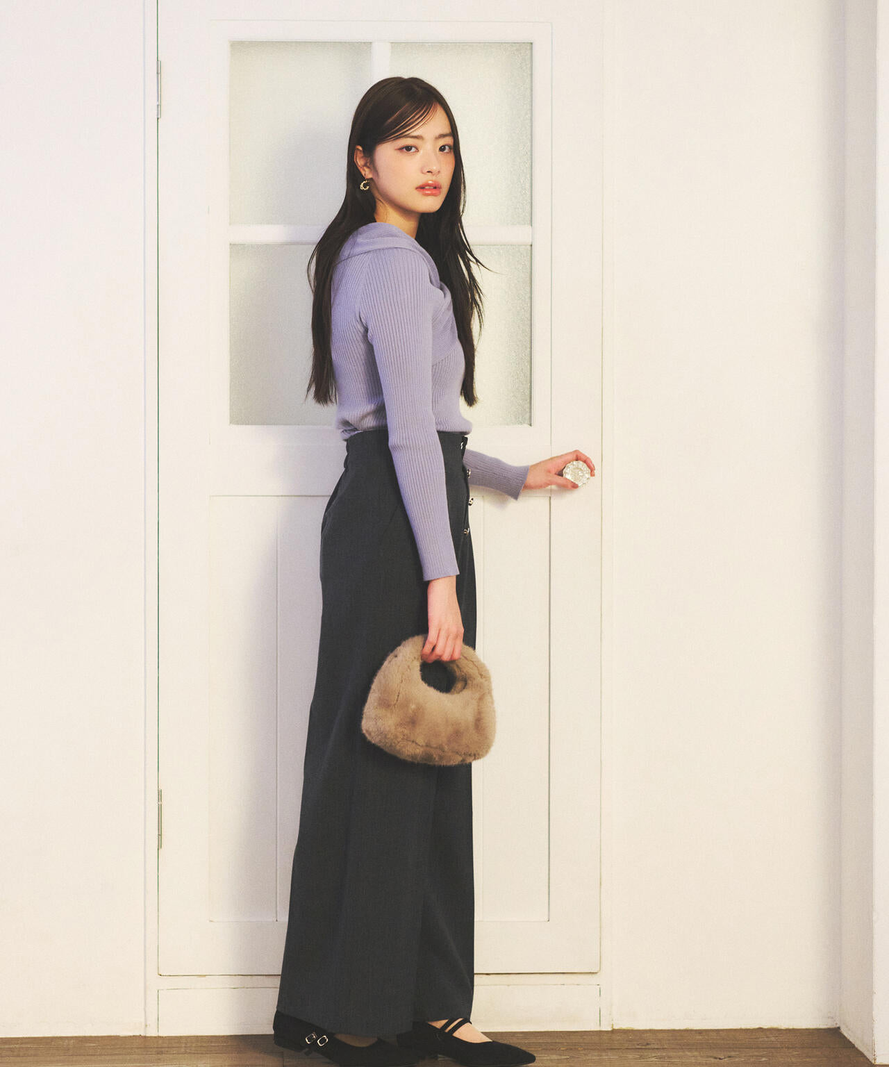 リボンオフショルリブニット