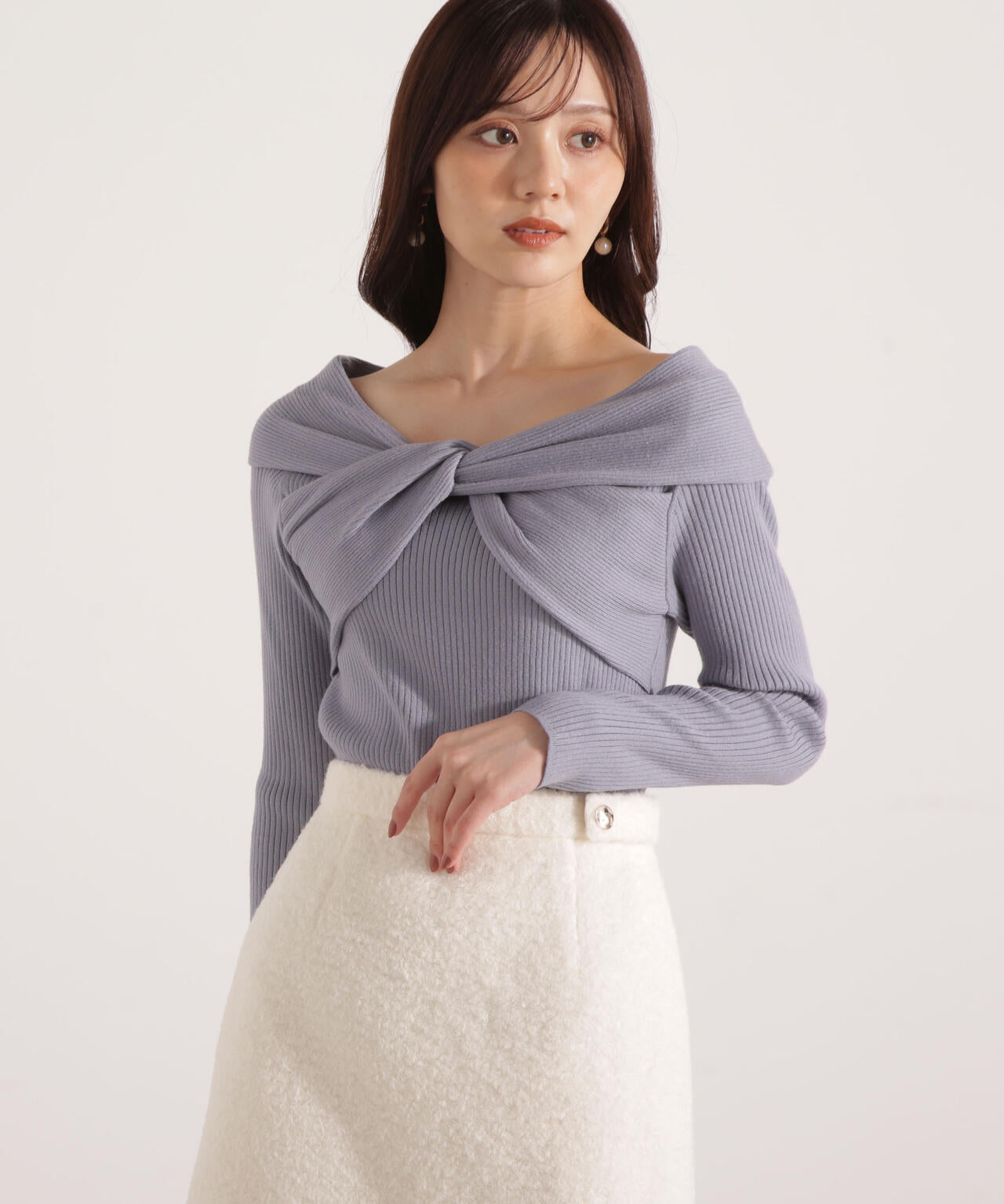 リボンオフショルリブニット