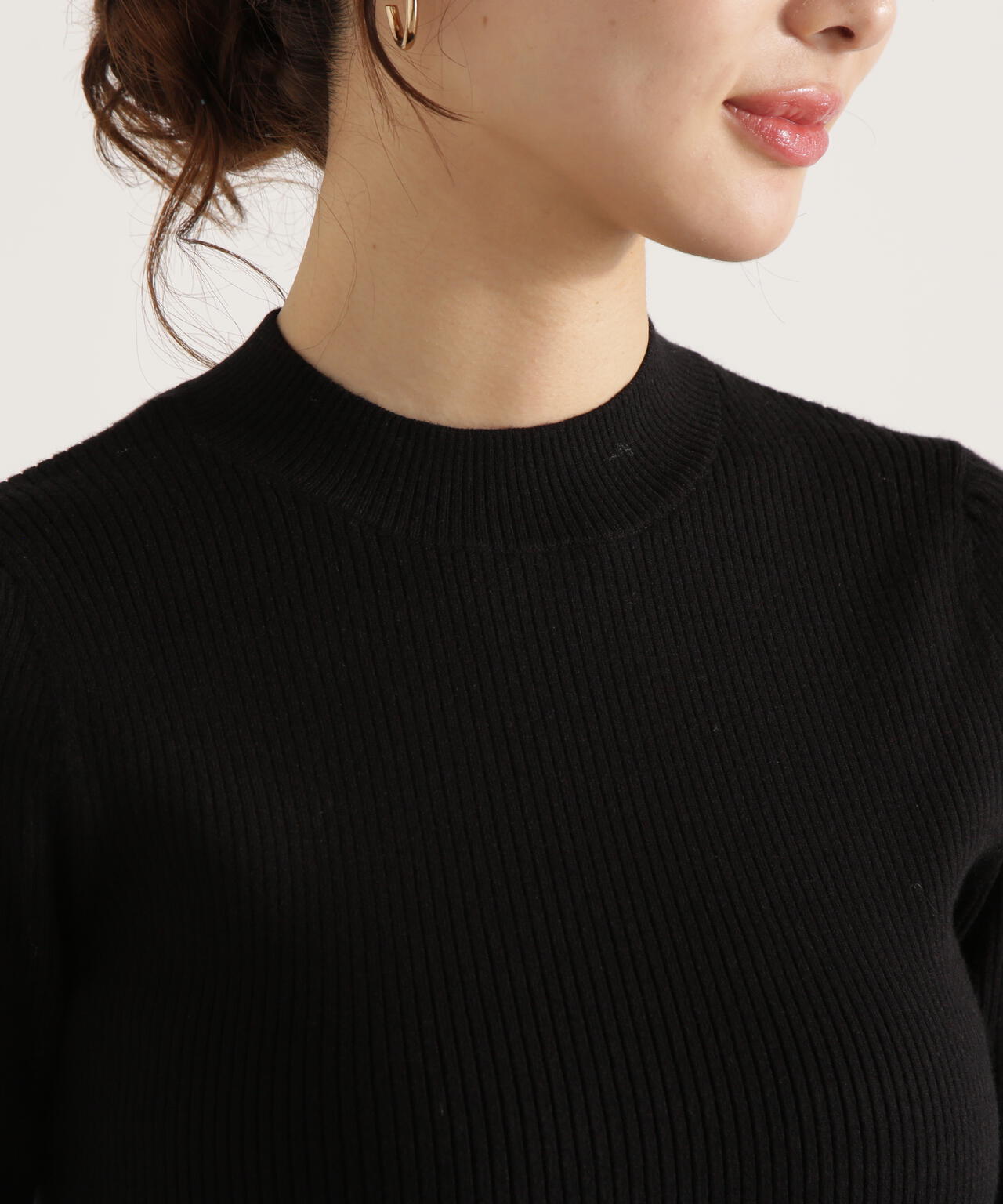 【加藤栞さん着用】レースドッキングスリーブニット