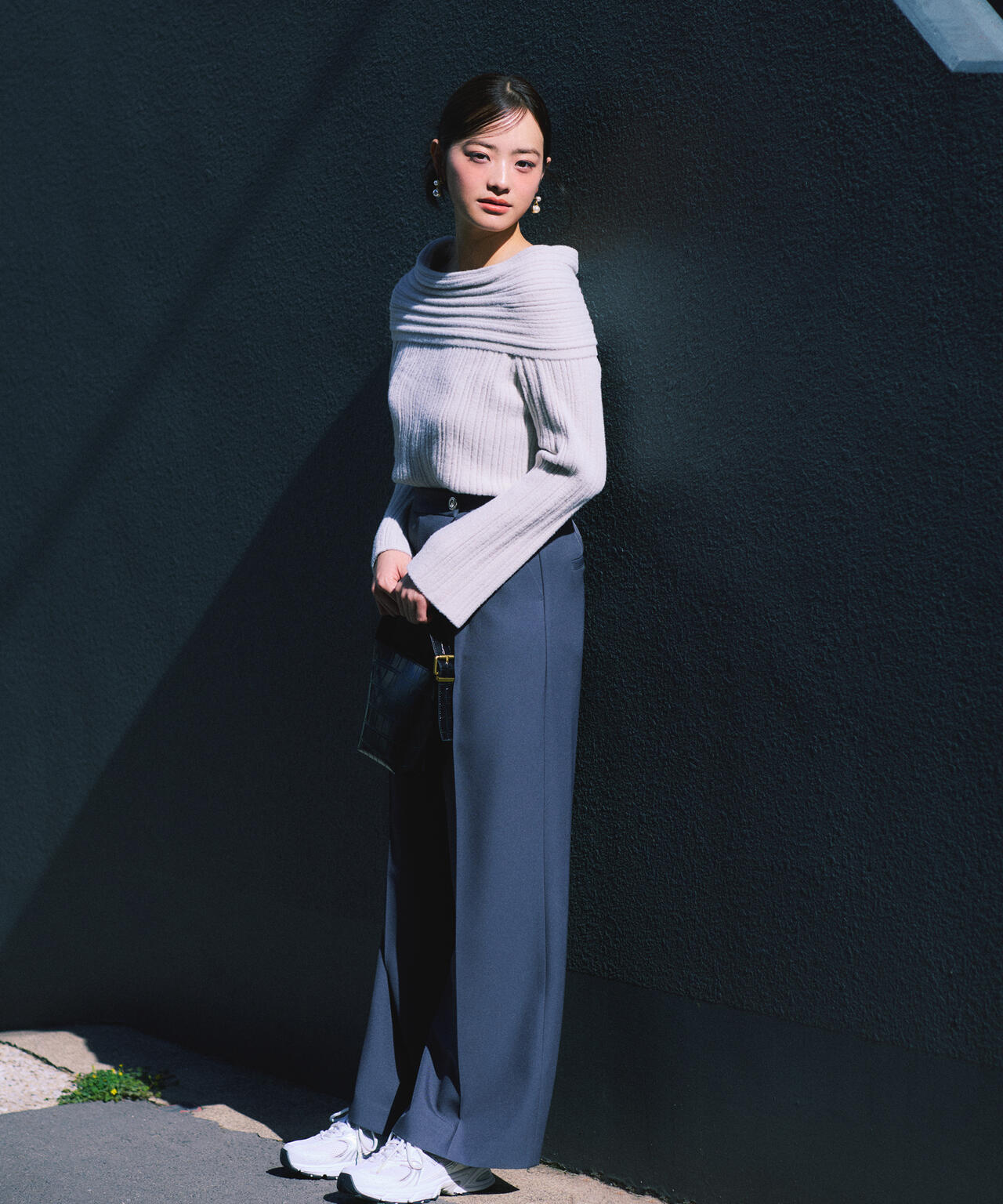 加藤栞さん着用】ランダムリブオフショルニット | PROPORTION BODY