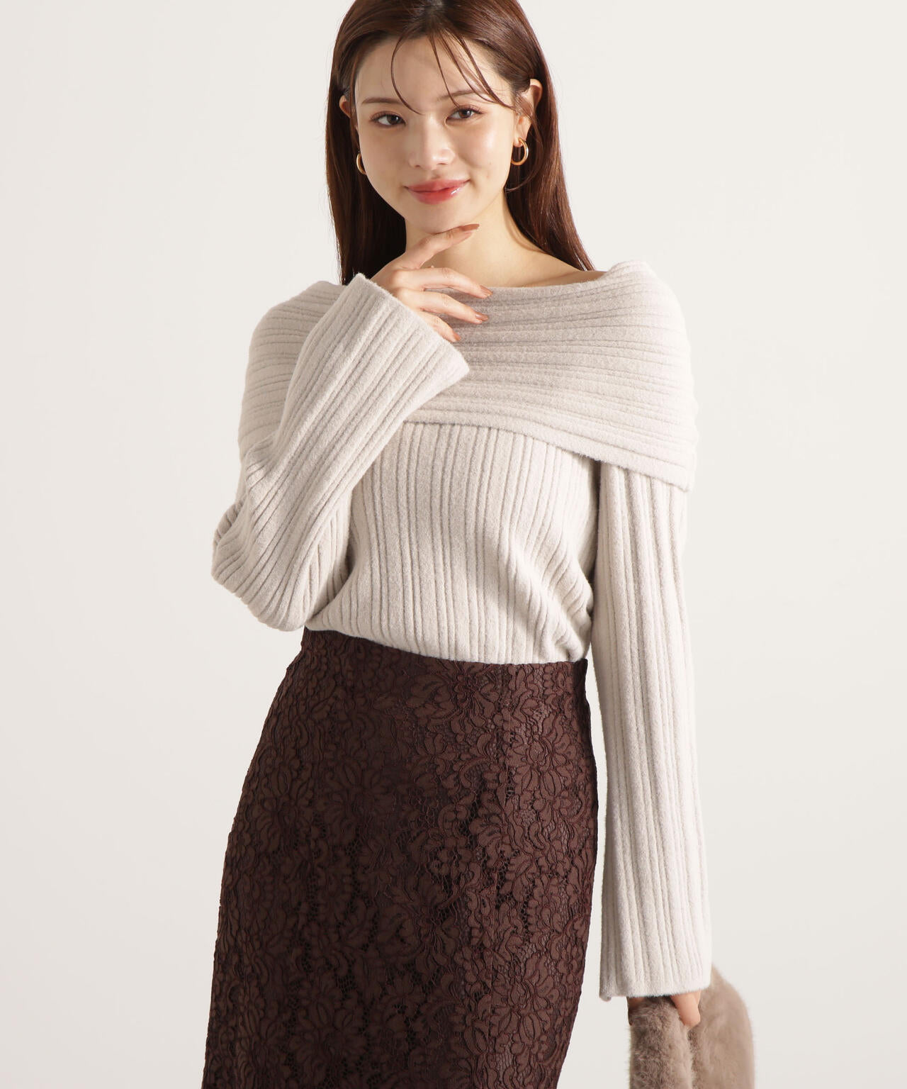 加藤栞さん着用】ランダムリブオフショルニット | PROPORTION BODY