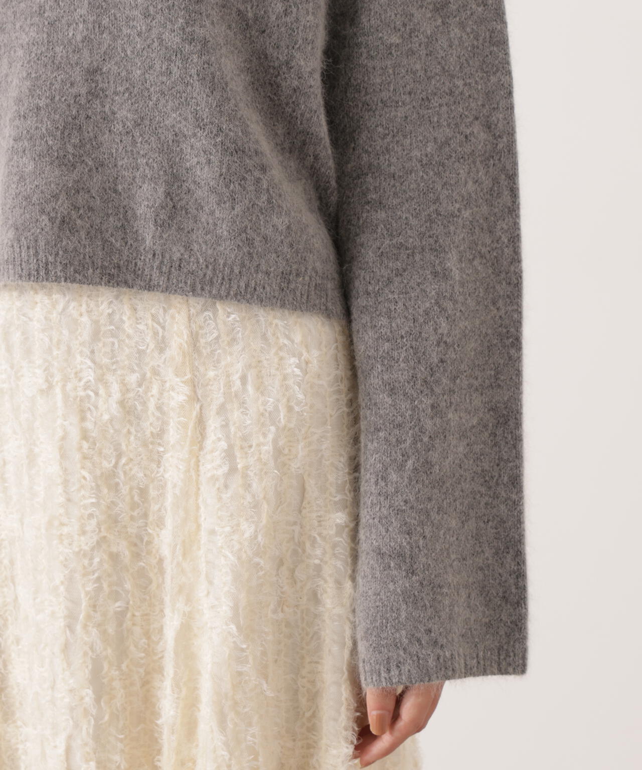 ショートFOX混ニット