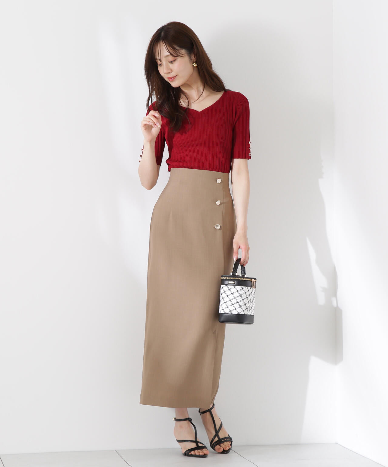 ハートネック半袖リブニット