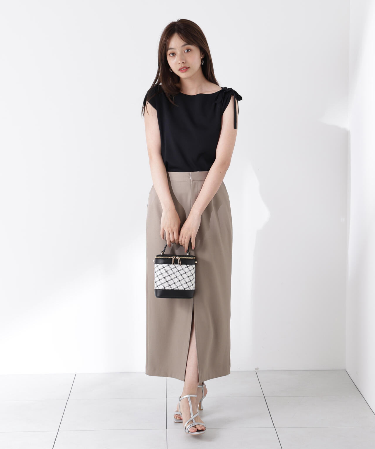 肩リボンアシメニット