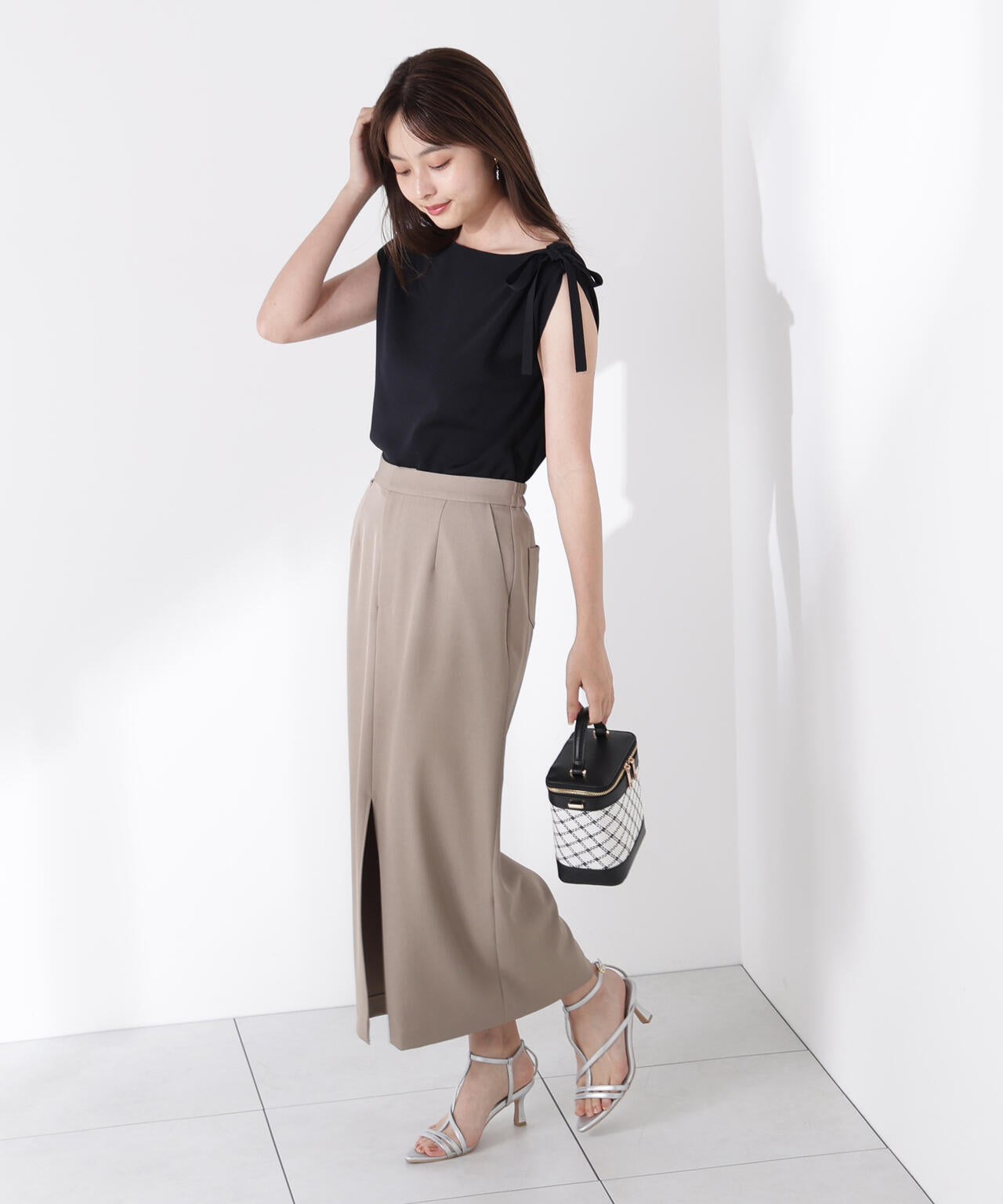 肩リボンアシメニット