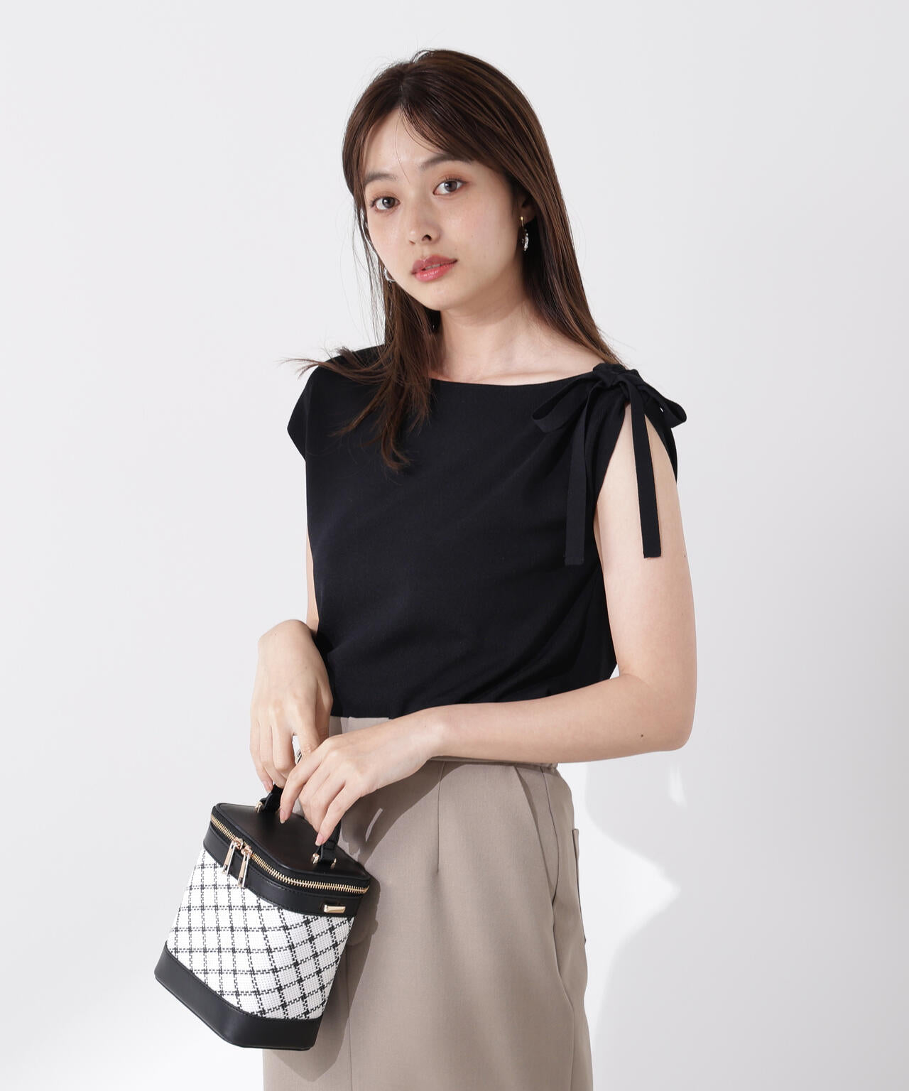 肩リボンアシメニット