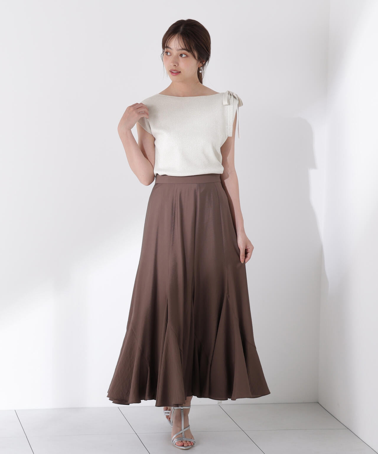 肩リボンアシメニット