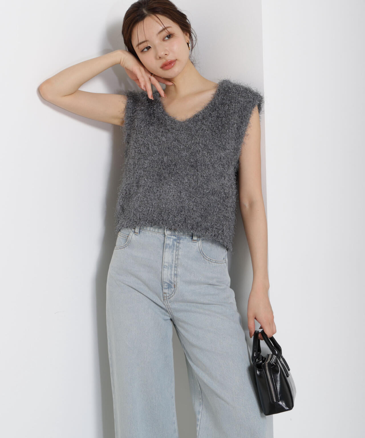 ＜ハンドウォッシャブル＞フェザーノースリニット