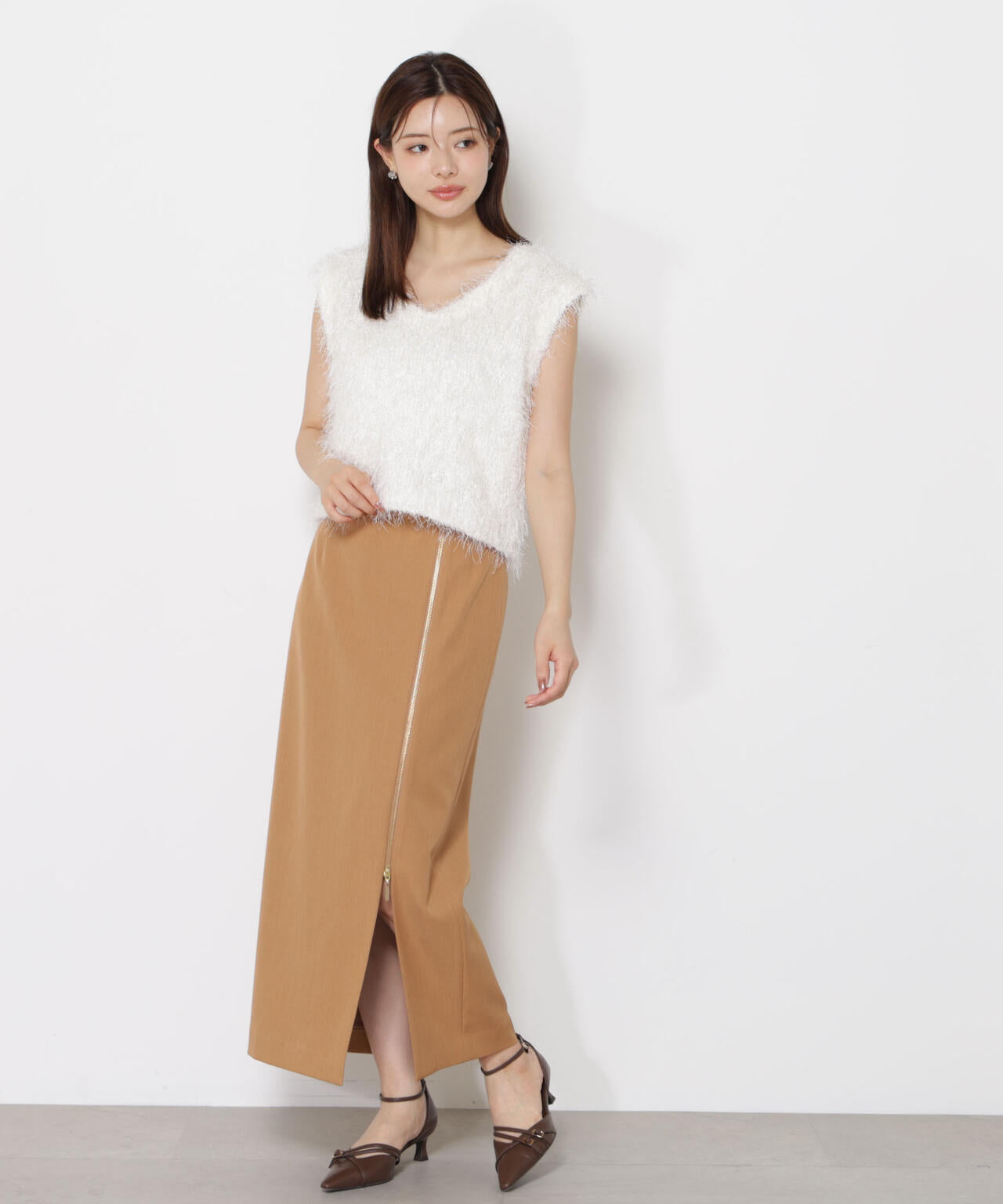 ＜ハンドウォッシャブル＞フェザーノースリニット