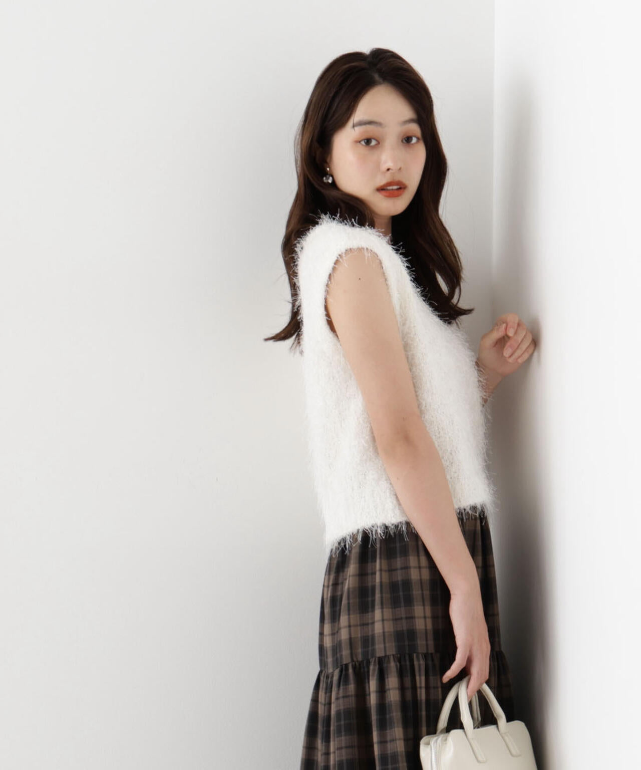 ＜ハンドウォッシャブル＞フェザーノースリニット