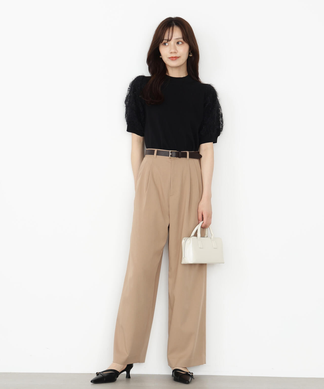 レースドッキングスリーブニット【ベージュ：official site限定】