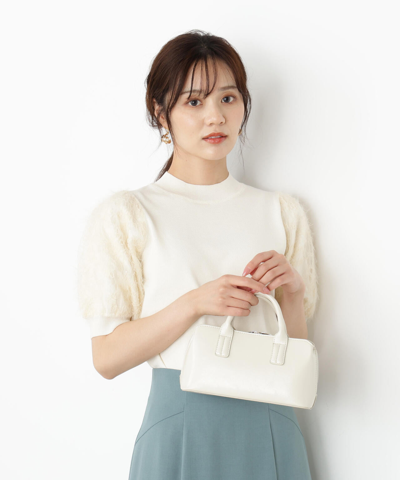 レースドッキングスリーブニット【ベージュ：official site限定】