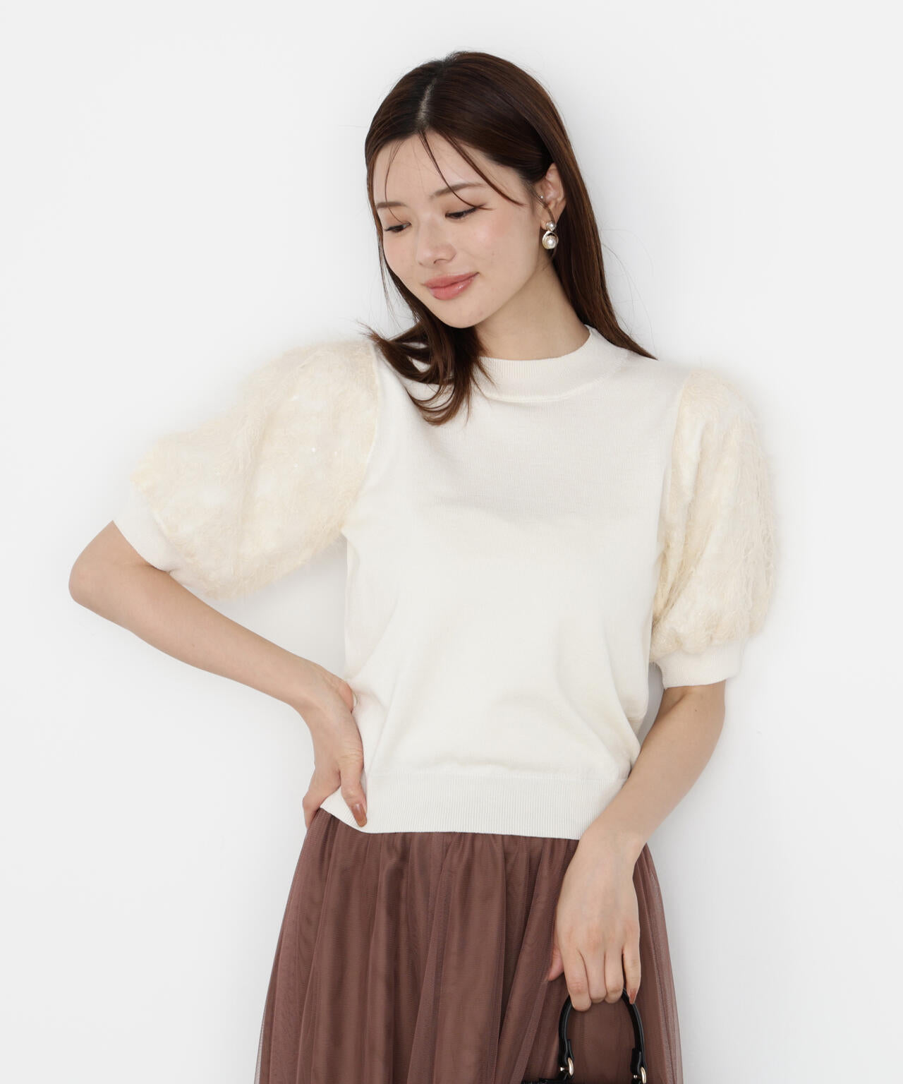 レースドッキングスリーブニット【ベージュ：official site限定】