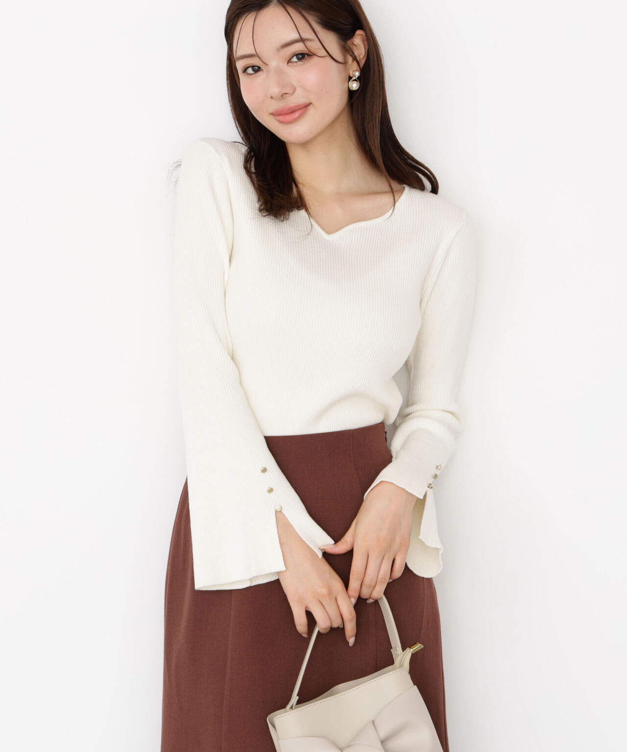 【松川星さん着用】＜ハンドウォッシャブル＞ハートカットリブニット