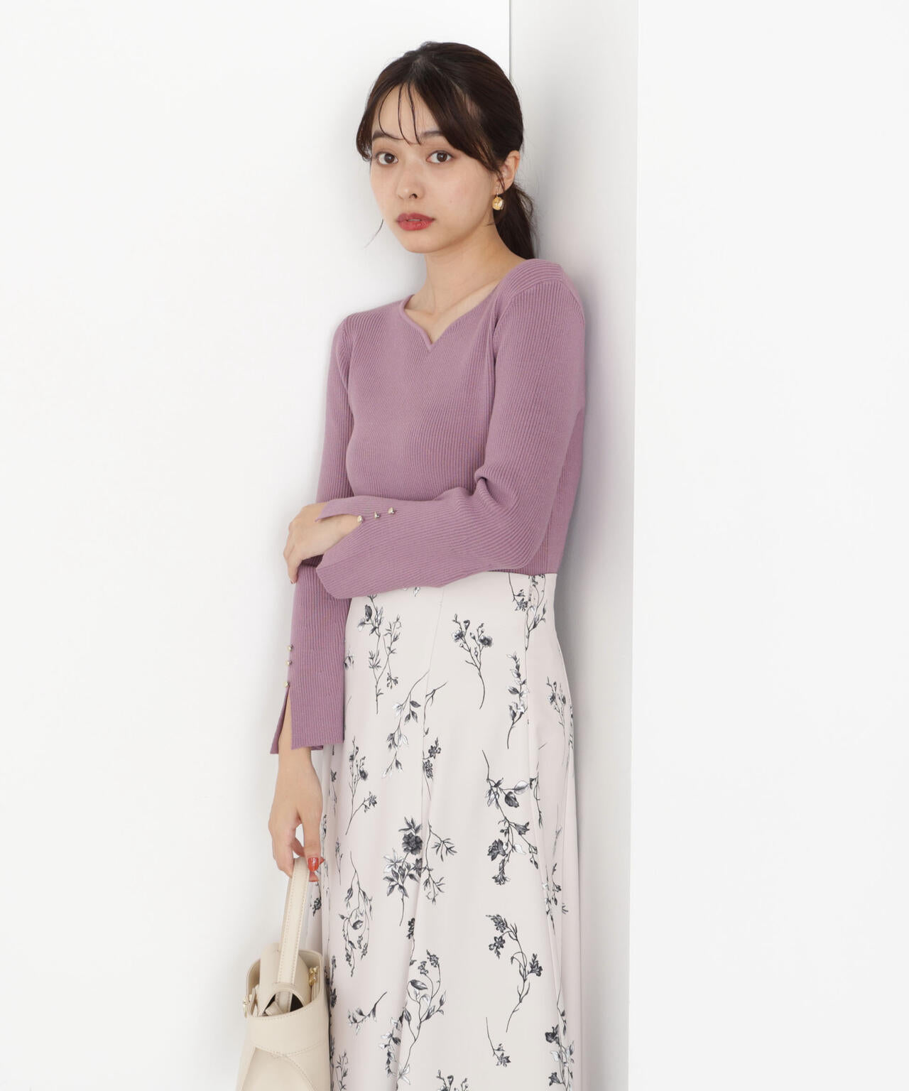 【松川星さん着用】＜ハンドウォッシャブル＞ハートカットリブニット