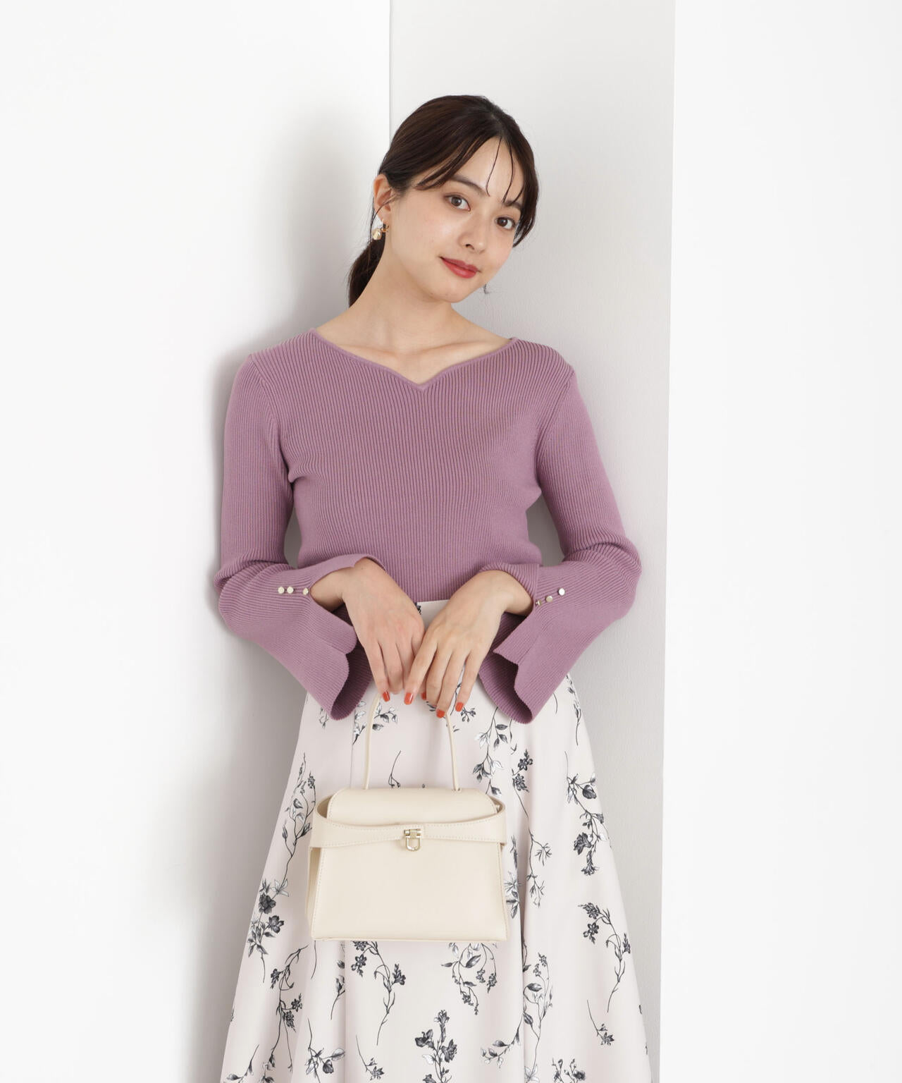 【松川星さん着用】＜ハンドウォッシャブル＞ハートカットリブニット