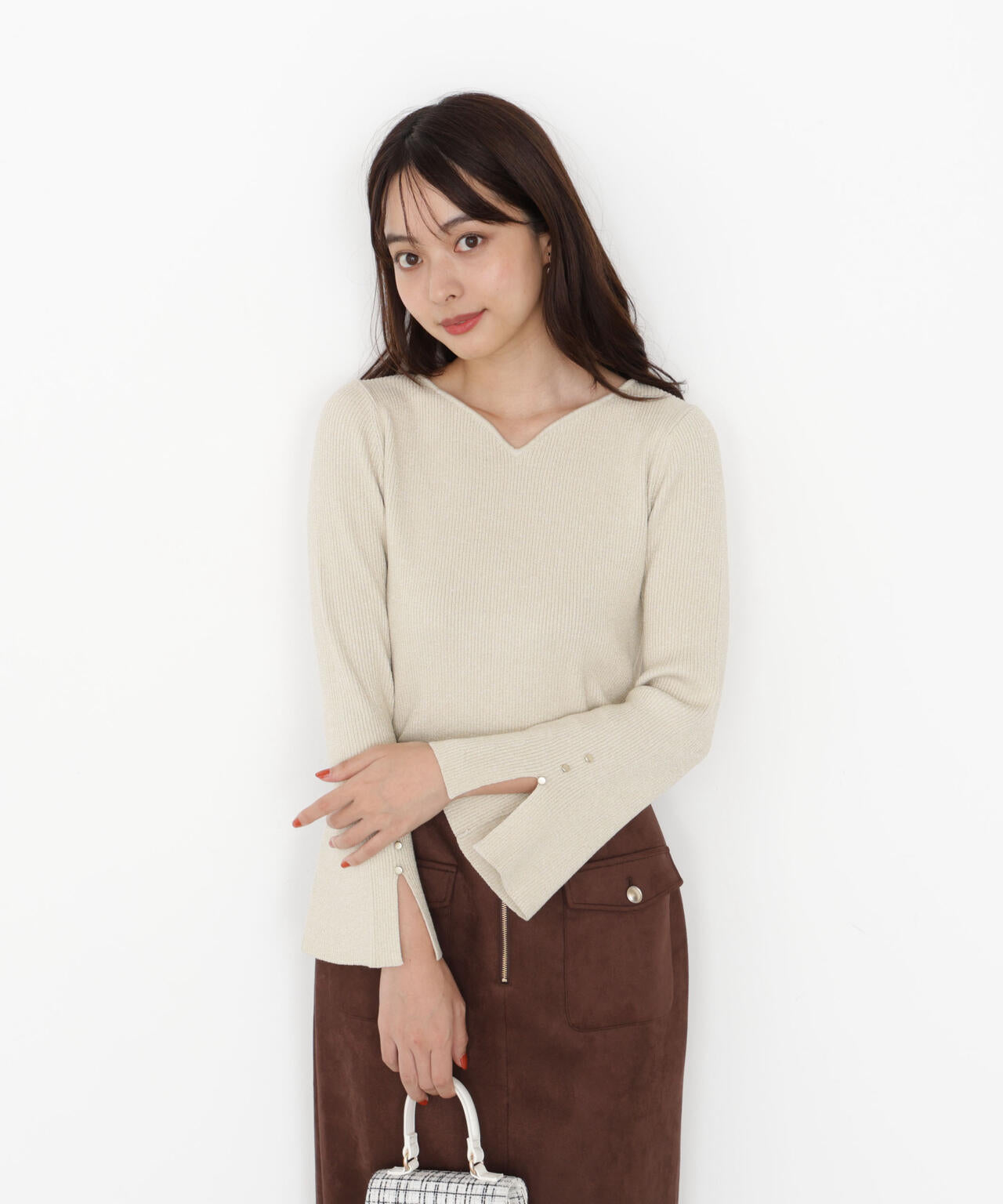 【松川星さん着用】＜ハンドウォッシャブル＞ハートカットリブニット