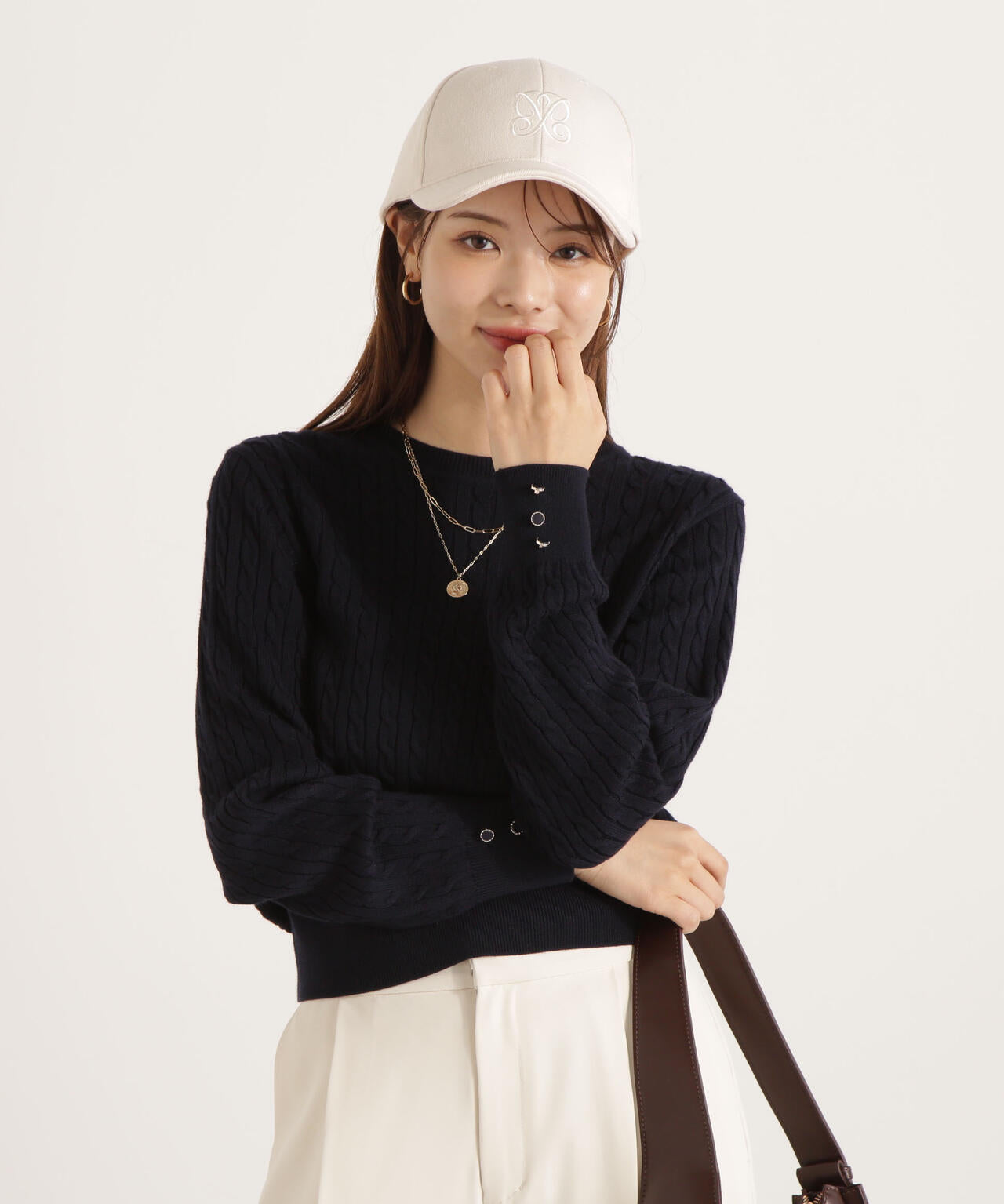 ＜ハンドウォッシャブル＞袖釦ミニケーブルニット