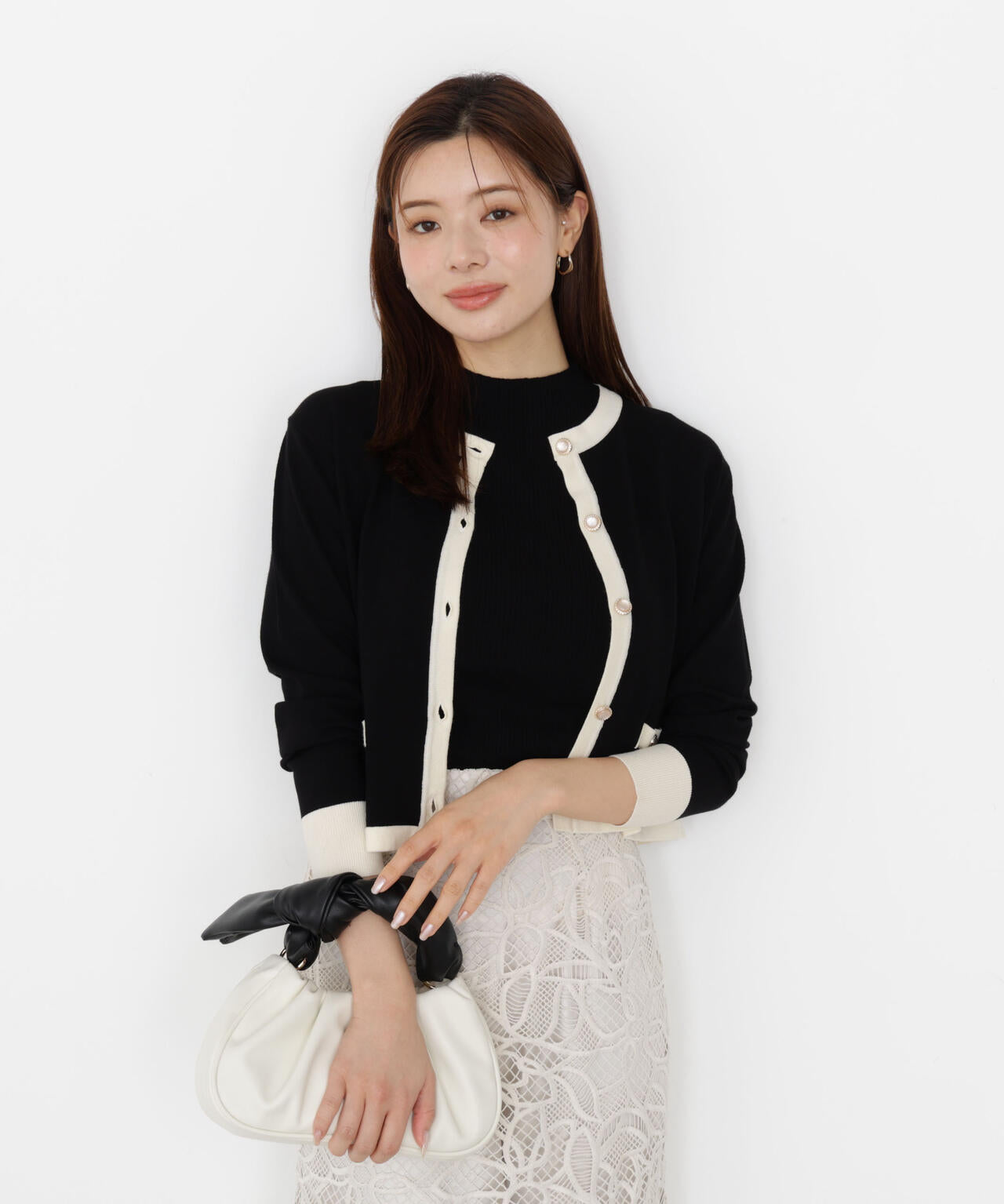 【松川星さん着用】＜ハンドウォッシャブル＞ニュアンス釦ニットアンサンブル