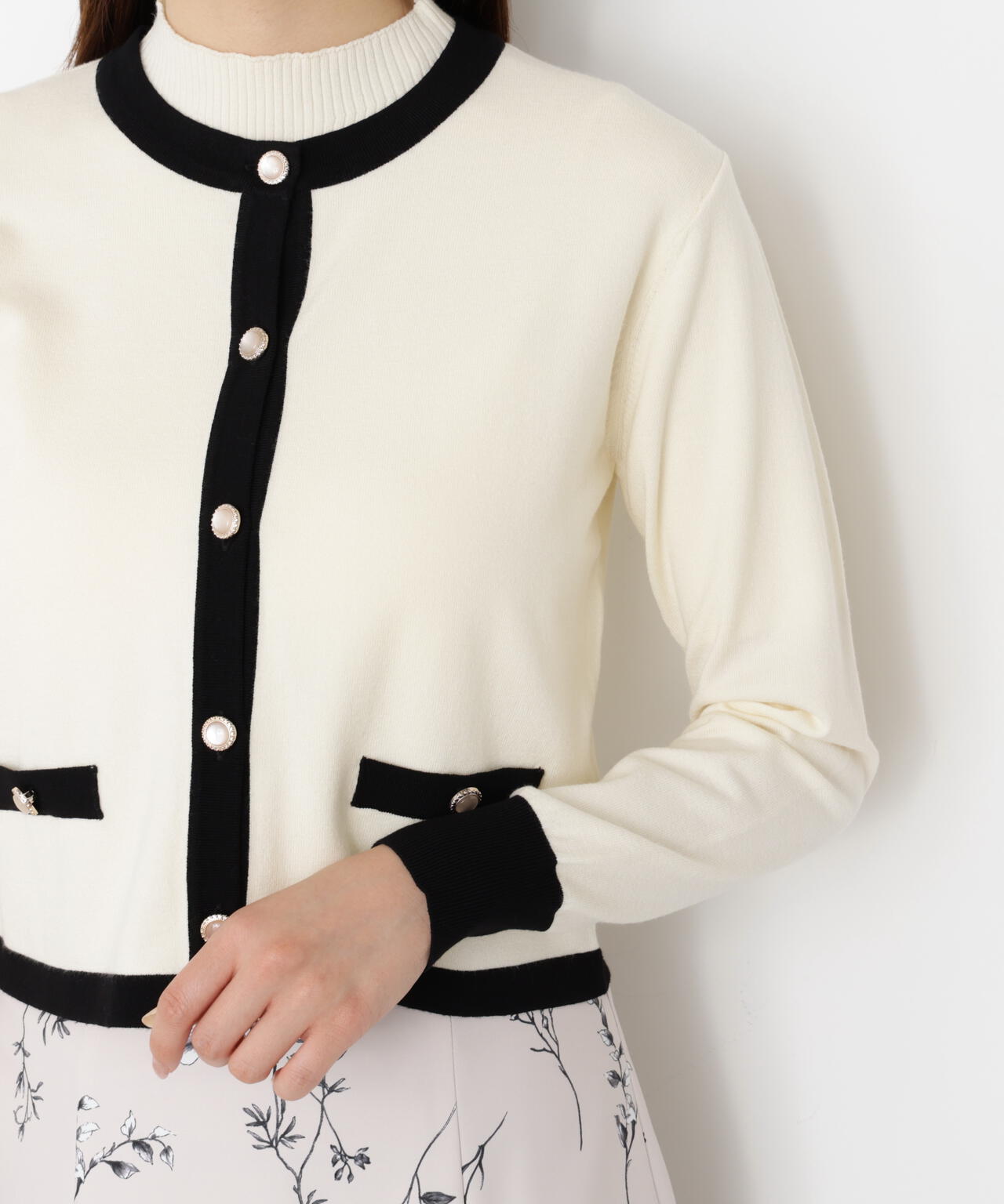 【松川星さん着用】＜ハンドウォッシャブル＞ニュアンス釦ニットアンサンブル