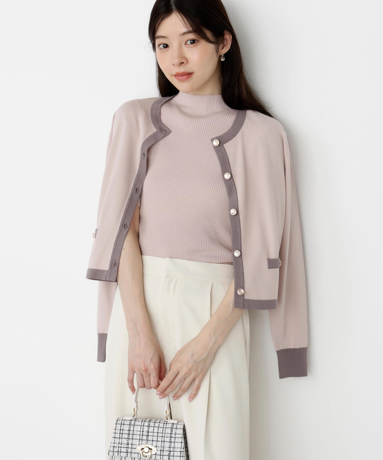 【松川星さん着用】＜ハンドウォッシャブル＞ニュアンス釦ニットアンサンブル