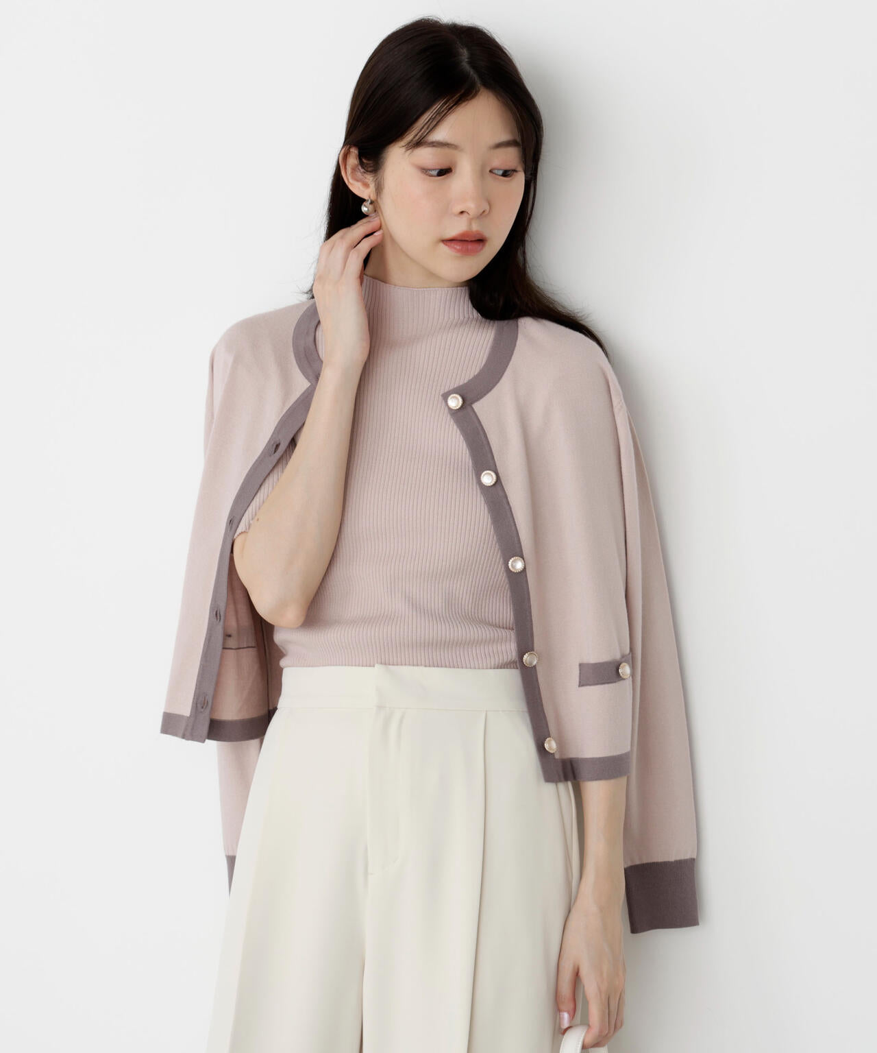 【松川星さん着用】＜ハンドウォッシャブル＞ニュアンス釦ニットアンサンブル