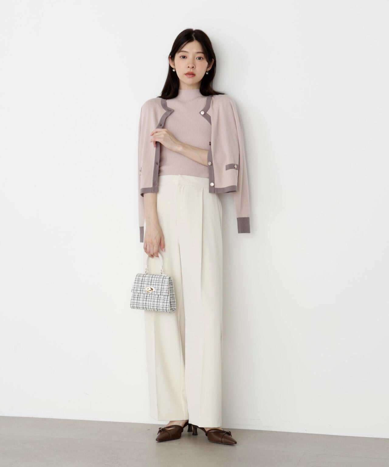 【松川星さん着用】＜ハンドウォッシャブル＞ニュアンス釦ニットアンサンブル