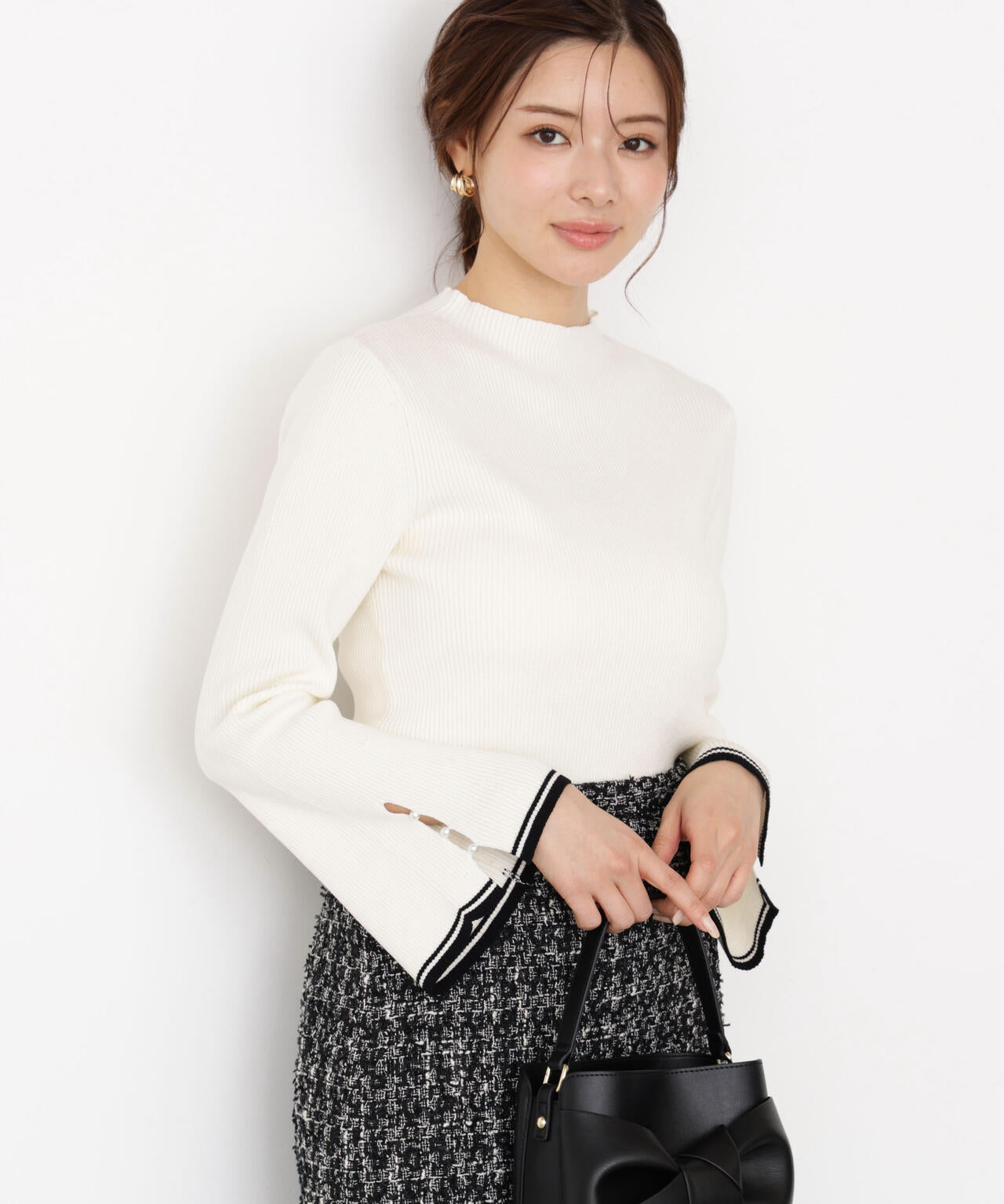 ＜ハンドウォッシャブル＞スタンドネックリブニット