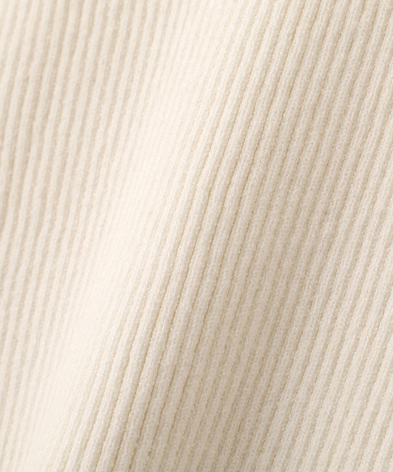 ＜ハンドウォッシャブル＞スタンドネックリブニット