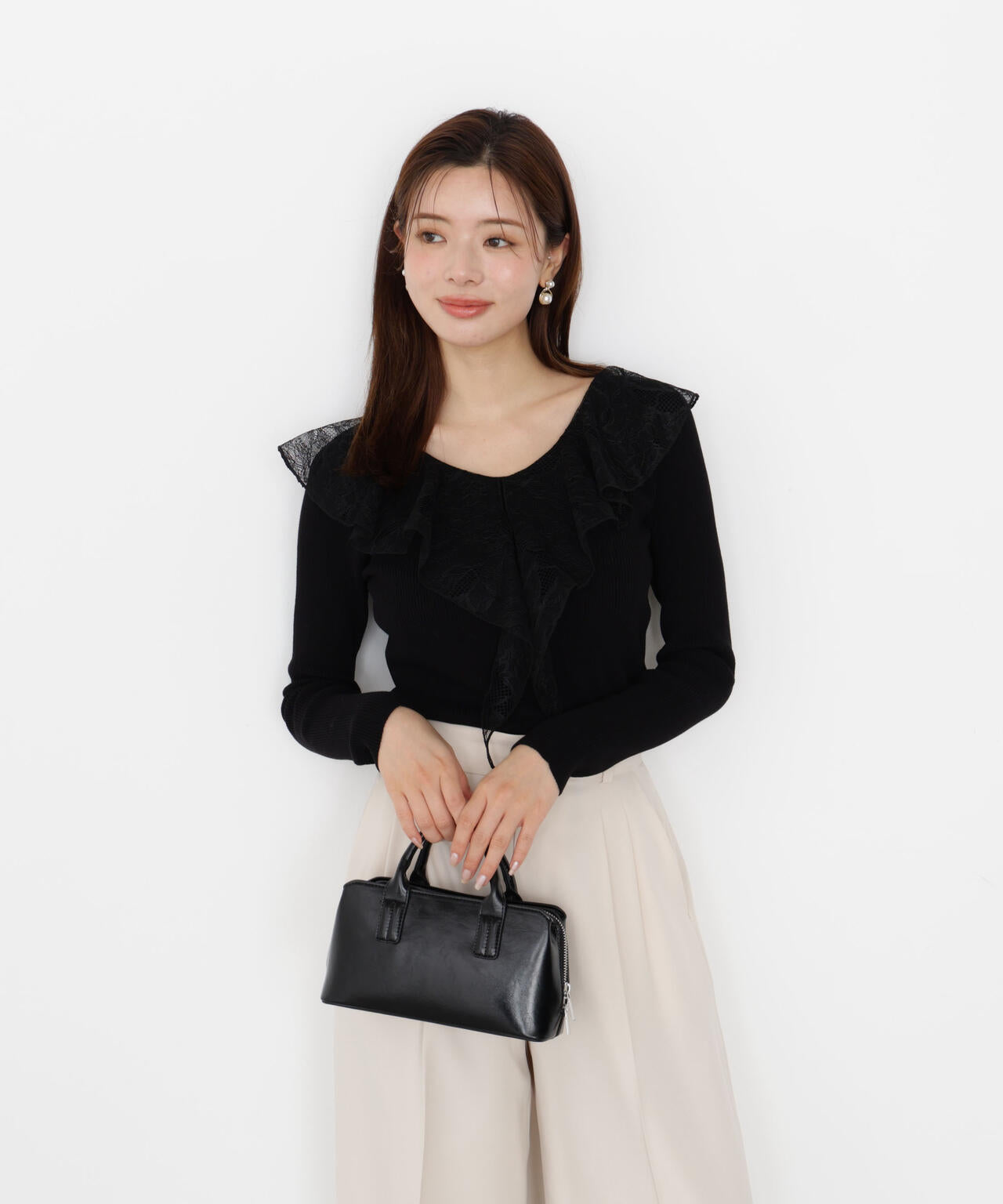 レースフリルニット