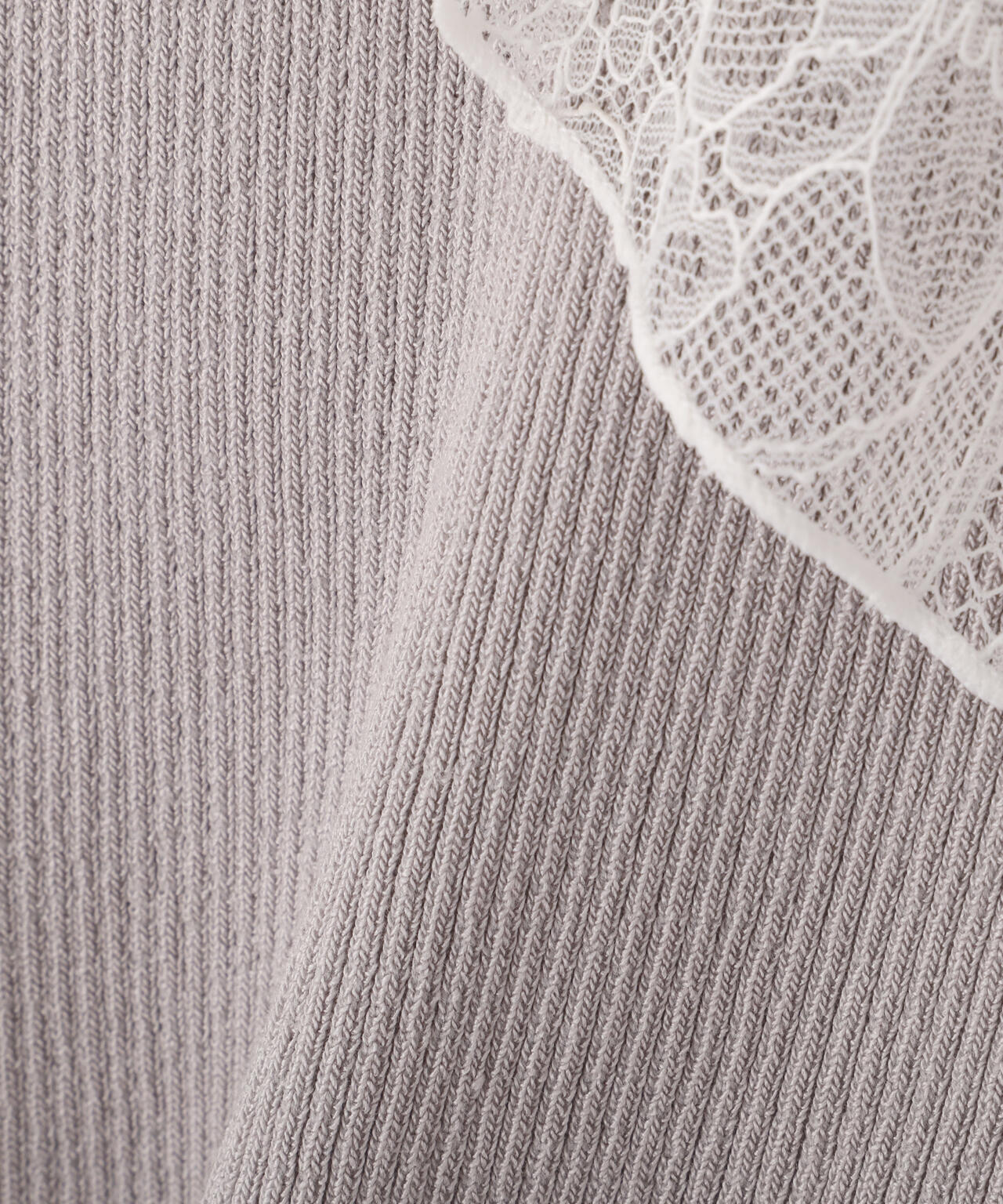 レースフリルニット