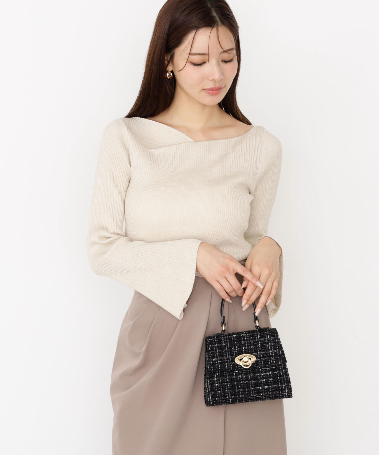 ＜ハンドウォッシャブル＞ニュアンスネックラメリブニット