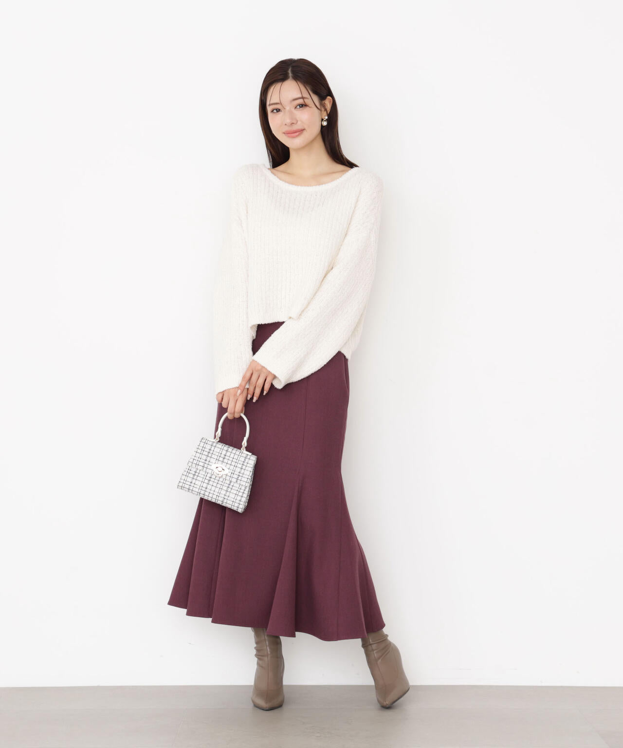 松川星さん着用】フィルムモール短丈ニット | PROPORTION BODY