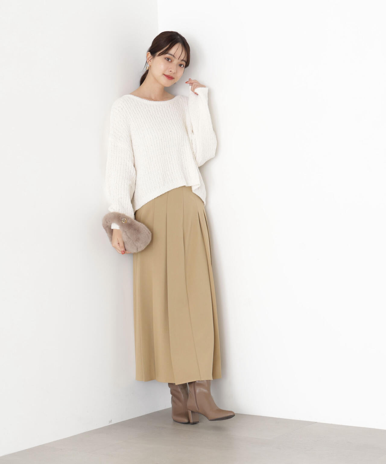 松川星さん着用】フィルムモール短丈ニット | PROPORTION BODY