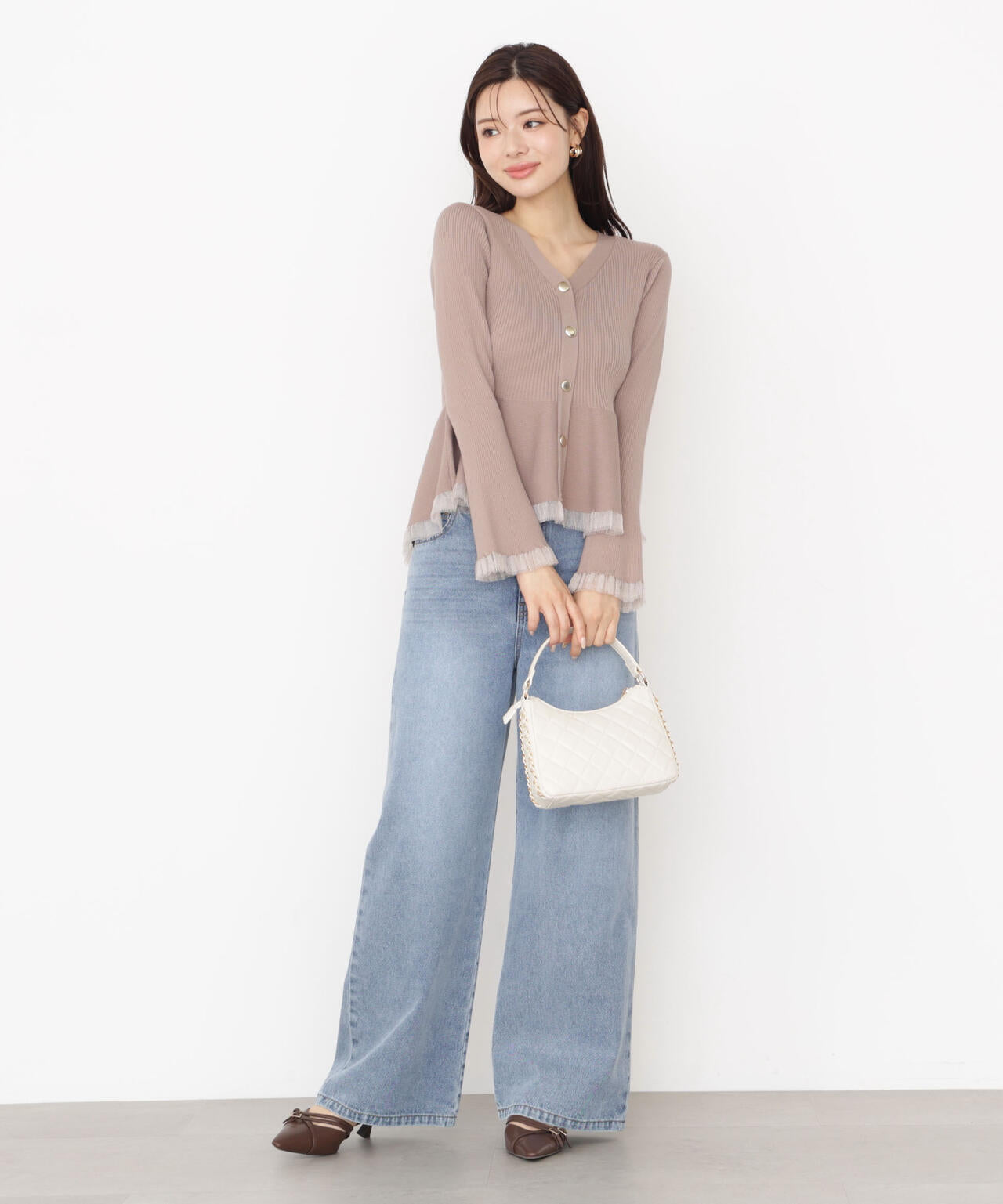 【松川星さん着用】シアー切り替えペプラムニット　モカ　プロポーション 松川星さん着用】シアー切り替えペプラムニット | PROPORTION