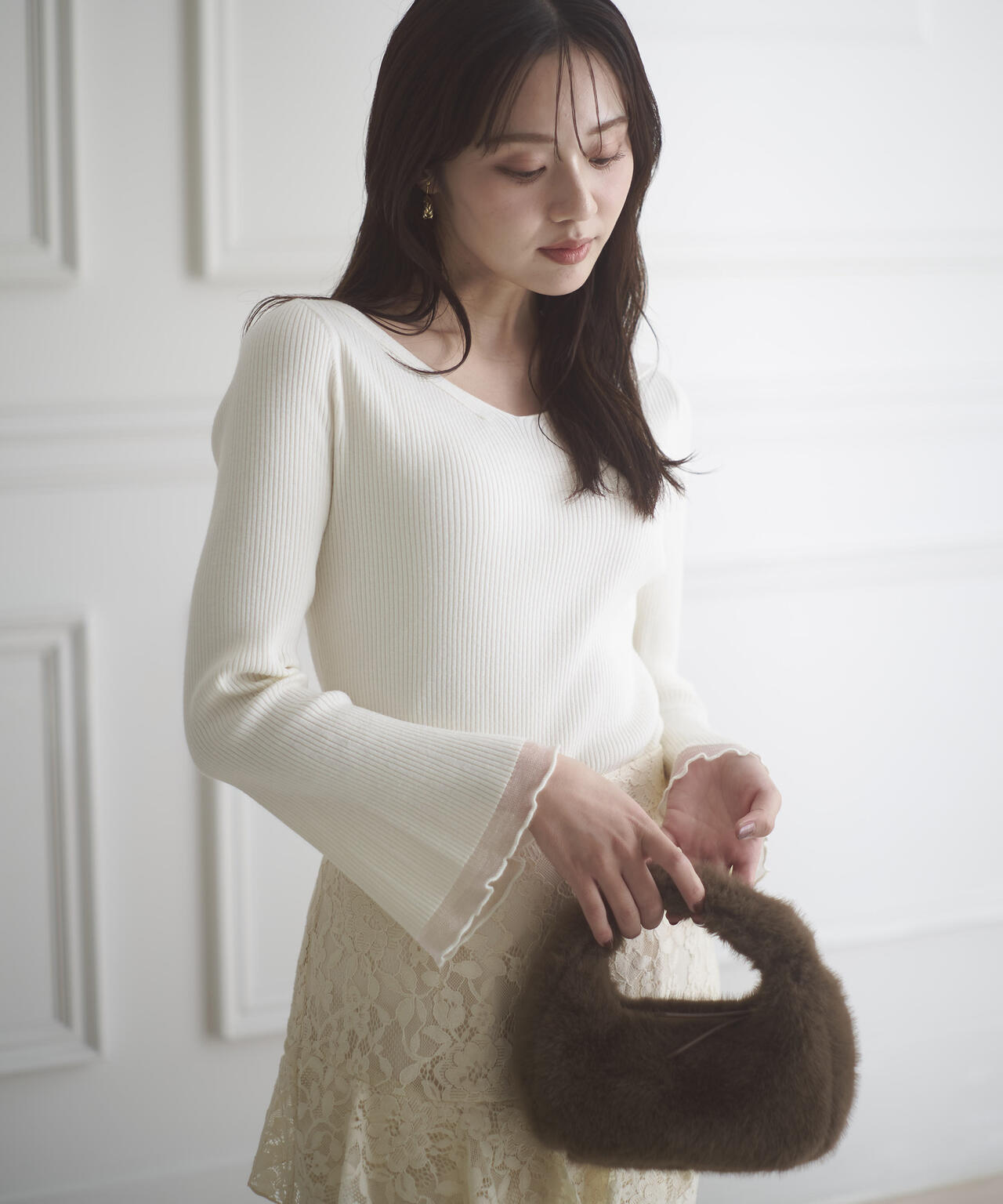 ハンドウォッシャブル＞ハートネック部分シアースリーブニット【ピンク